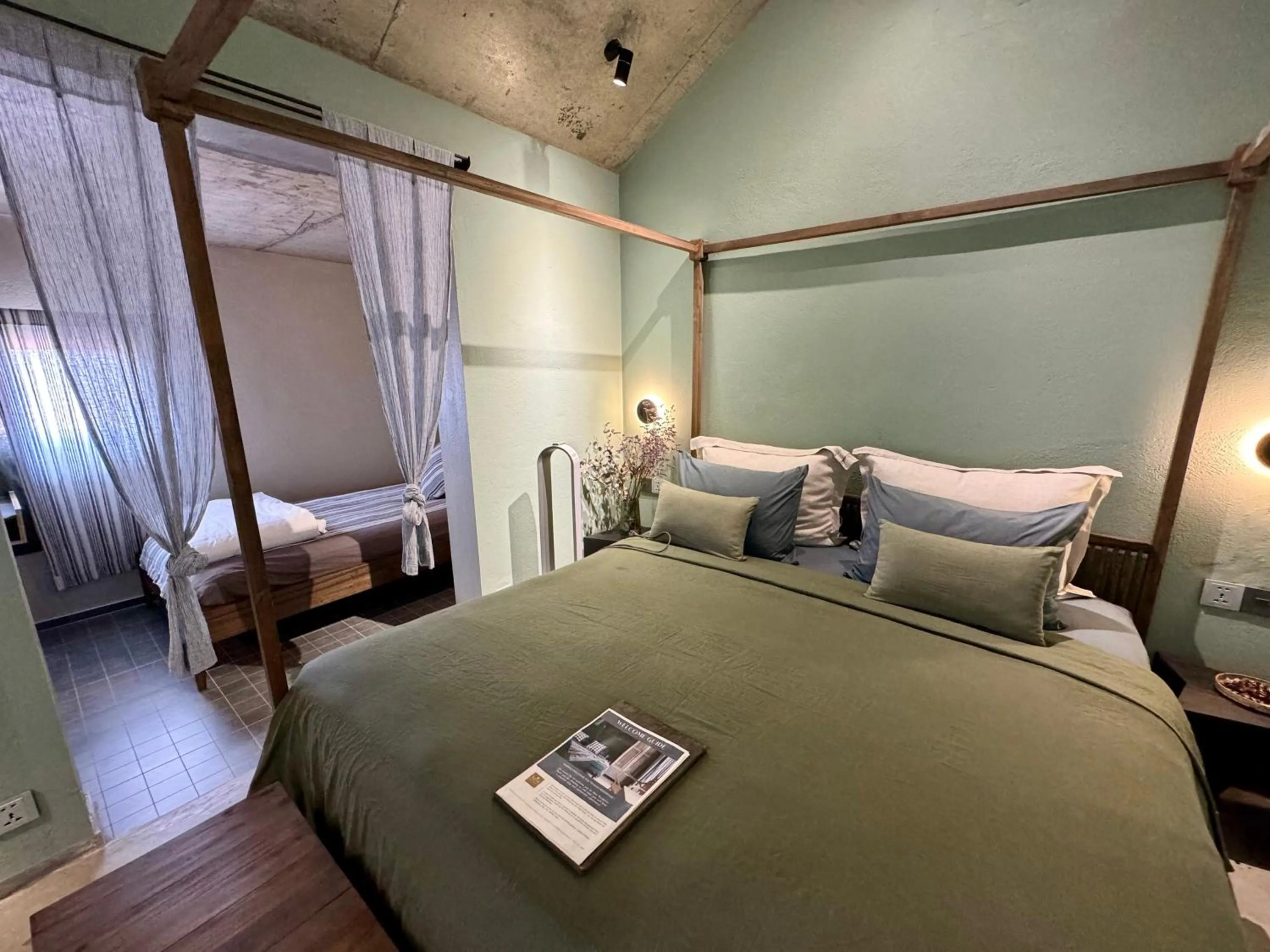 Bed in Kaia Gallery Hotel Hoi An