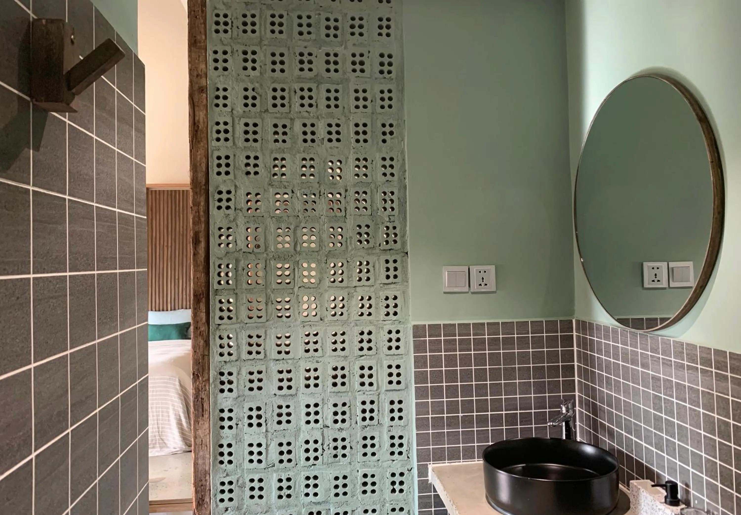 Bathroom in Kaia Gallery Hotel Hoi An