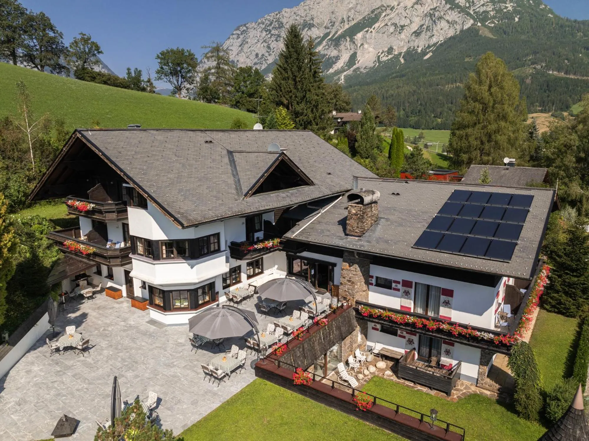 Property building in Landhaus St. Georg