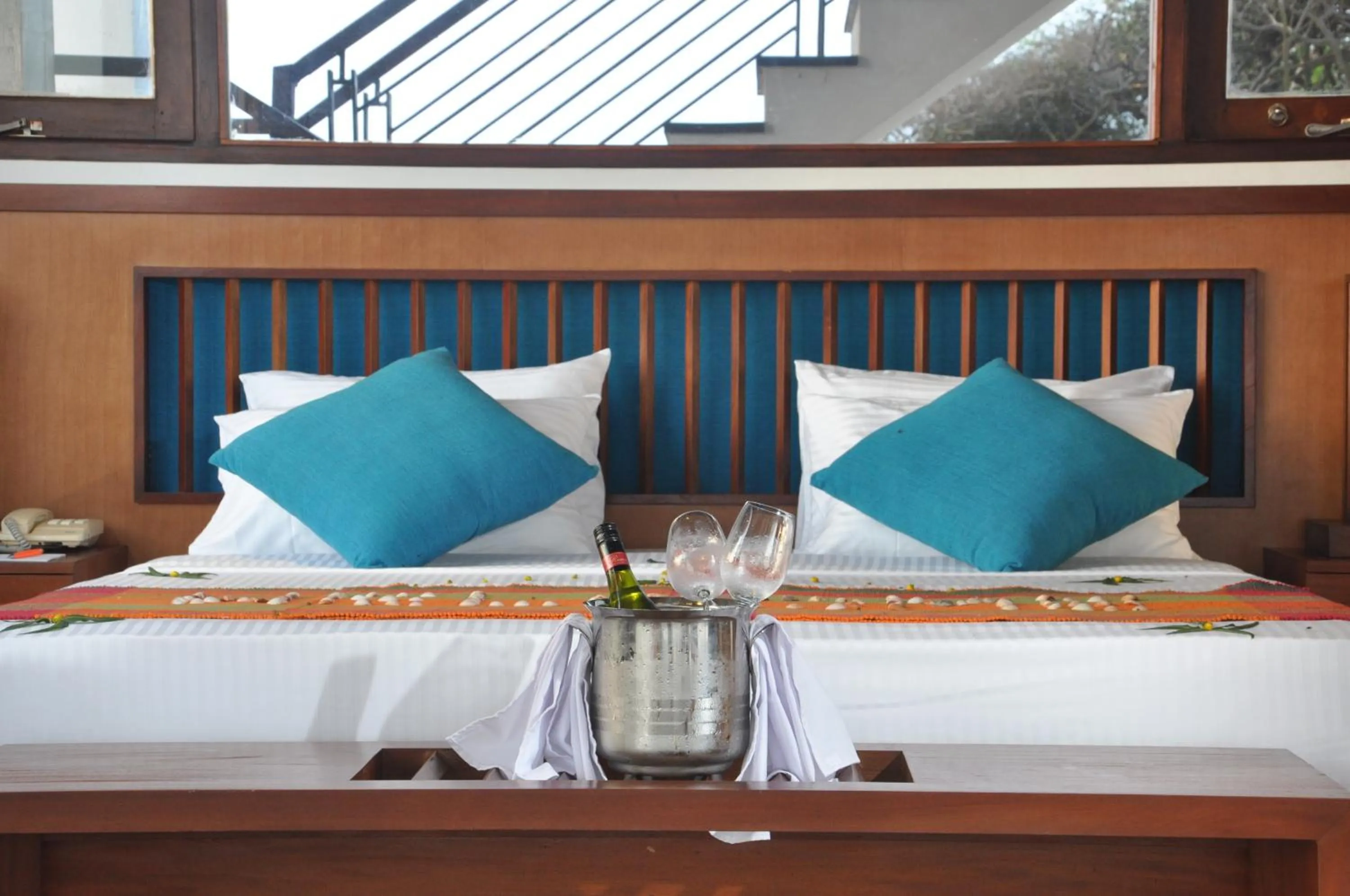 Bed in Laya Safari Resorts & Spa