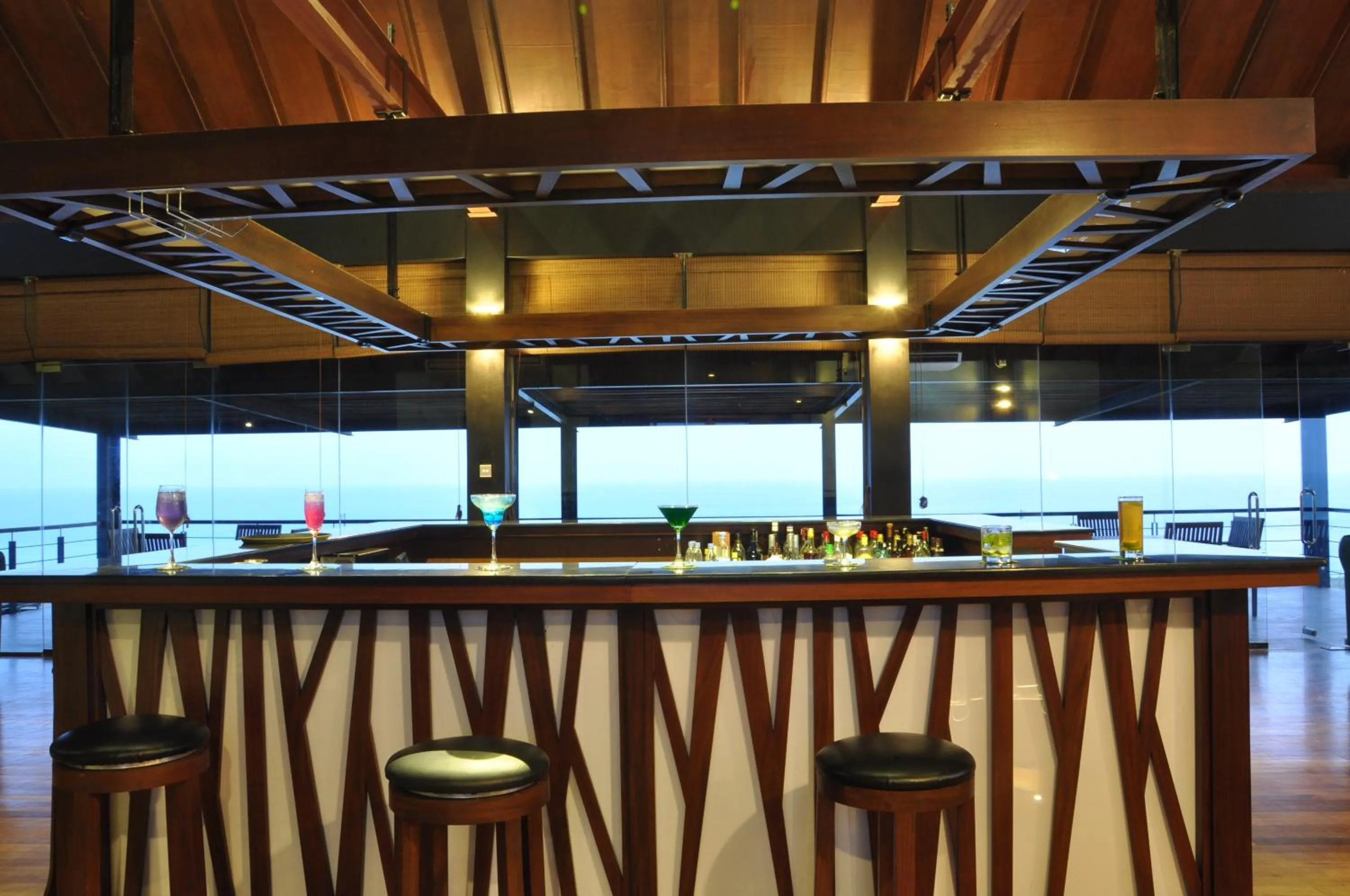 Lounge or bar in Laya Safari Resorts & Spa