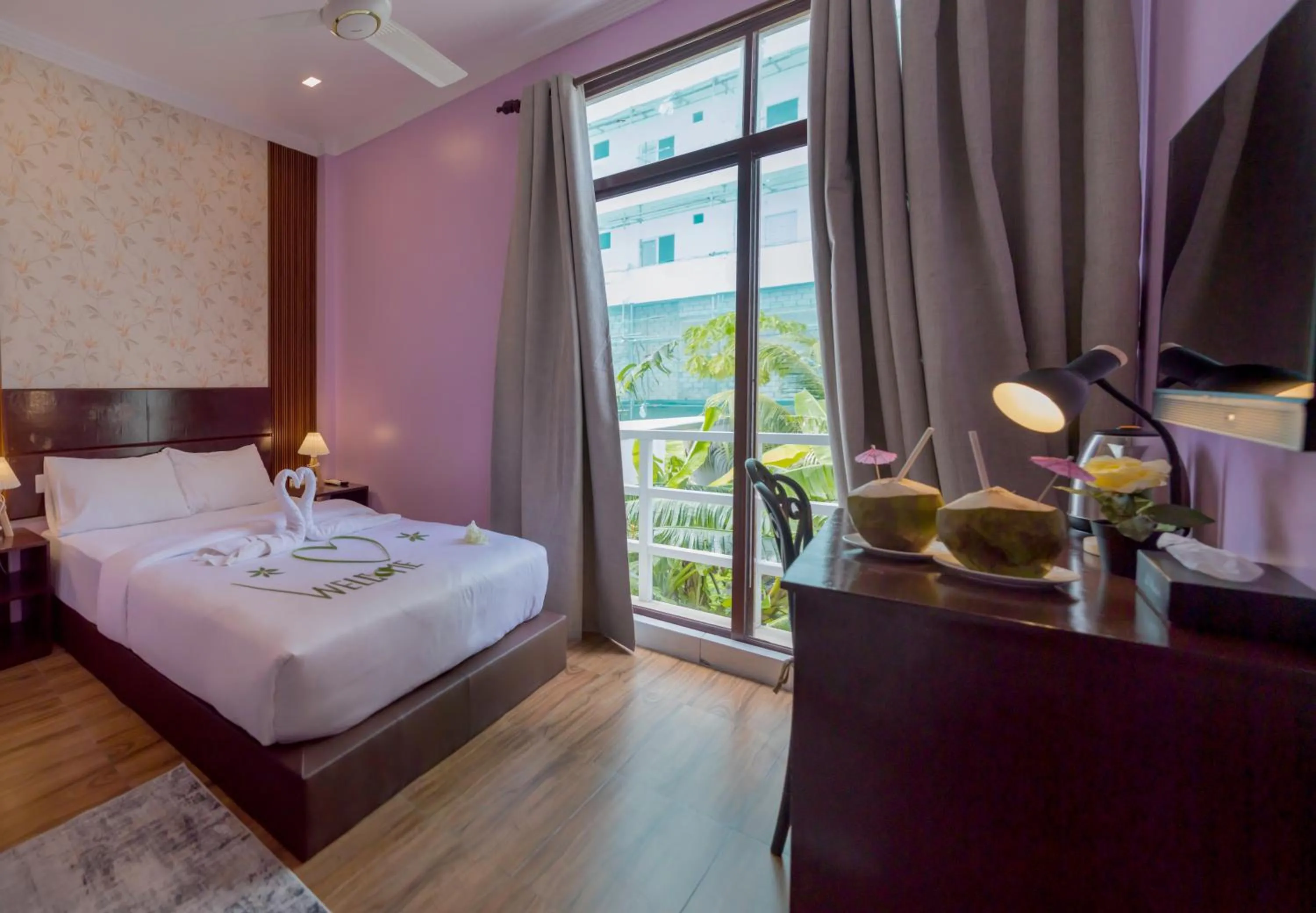 Bed in WhiteShell Island Hotel & Spa