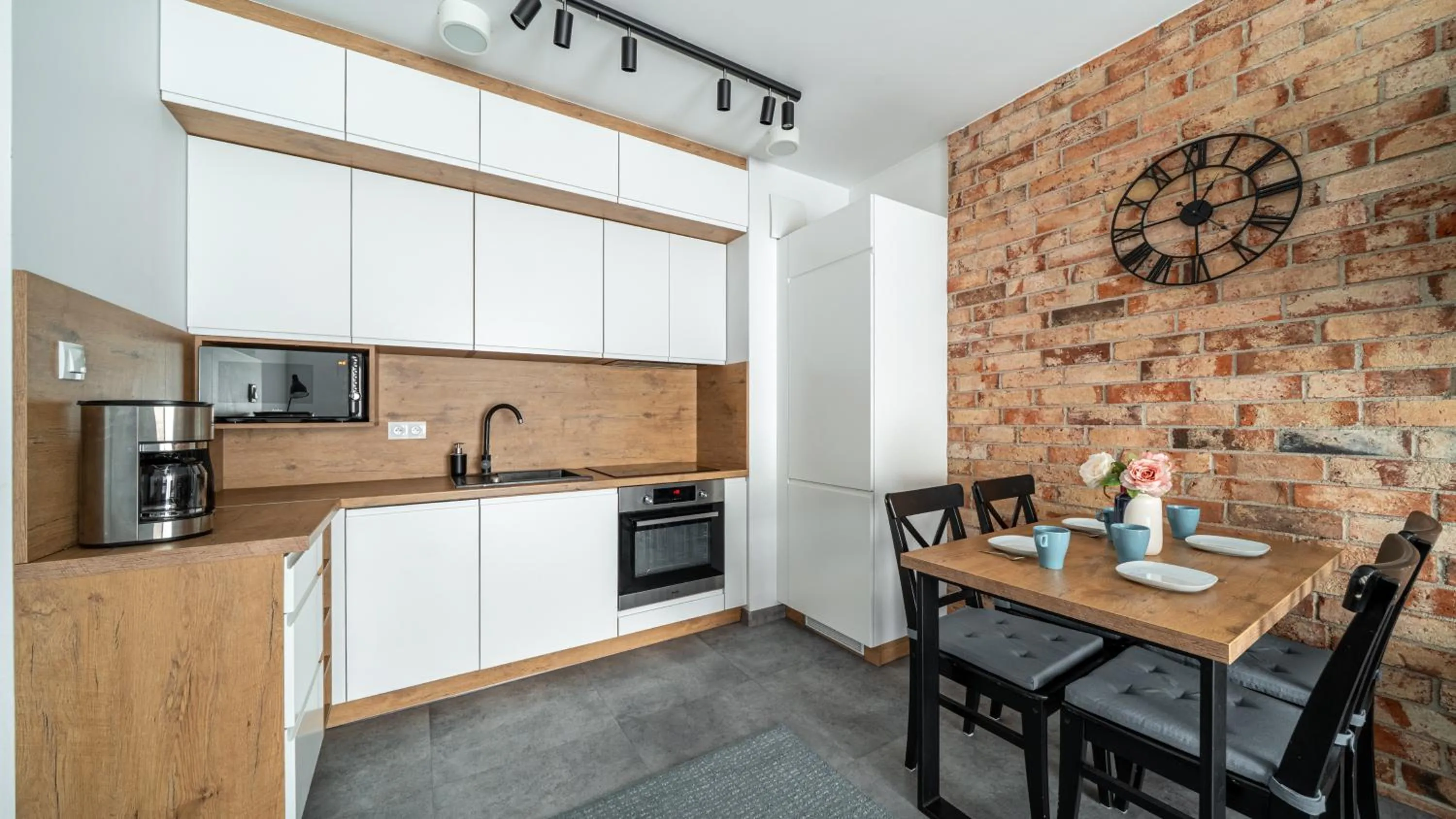 Kitchen or kitchenette in Nadmotławie z sauną, Sun & Snow