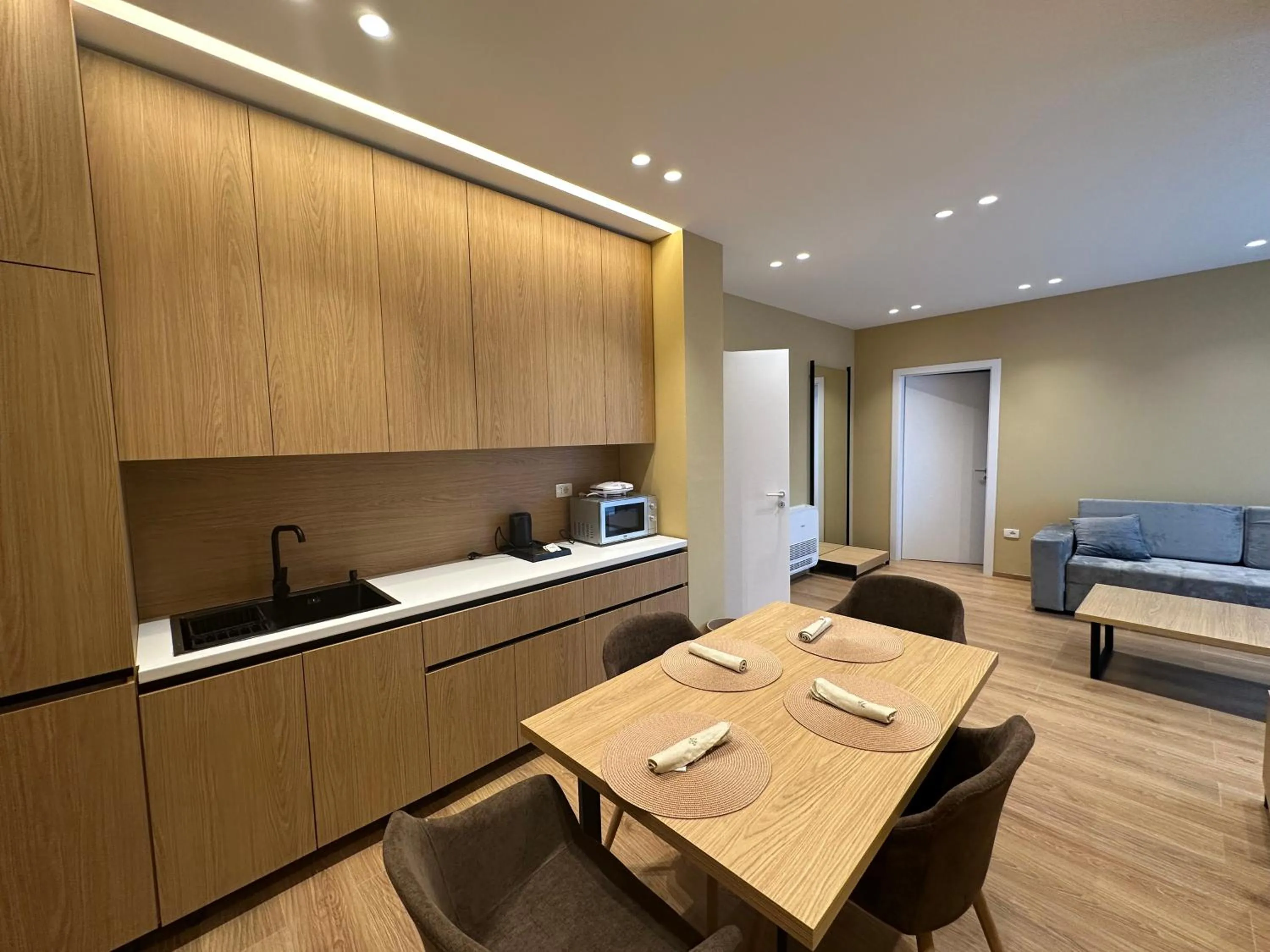 Coffee/tea facilities in Mulaj Hotel