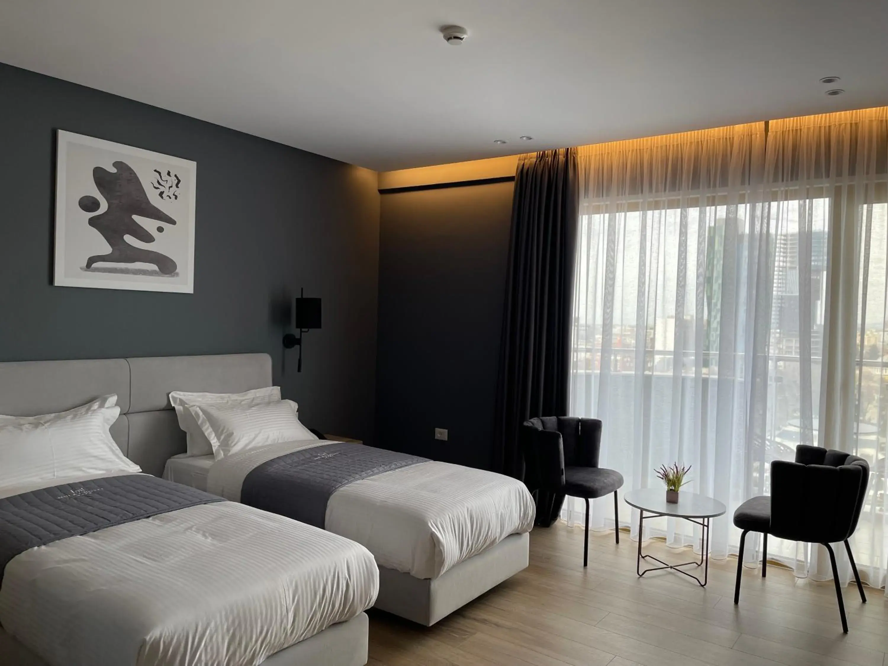 Deluxe Double or Twin Room with City View in Mulaj Hotel Deluxe Double or Twin Room with City View in Mulaj Hotel