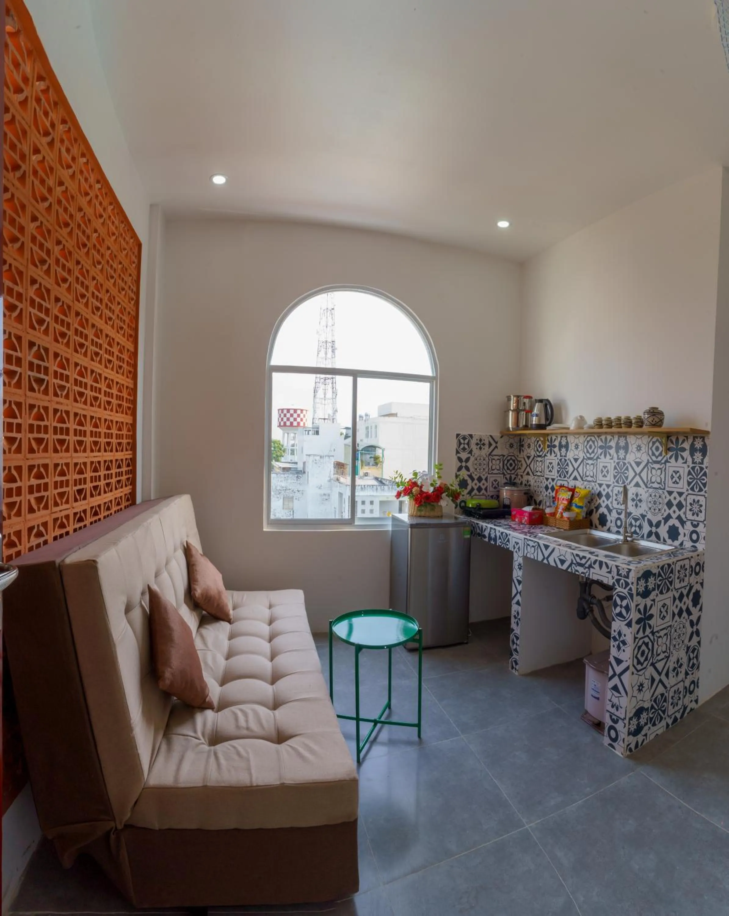 Kitchen or kitchenette in Mekong 69 Hostel