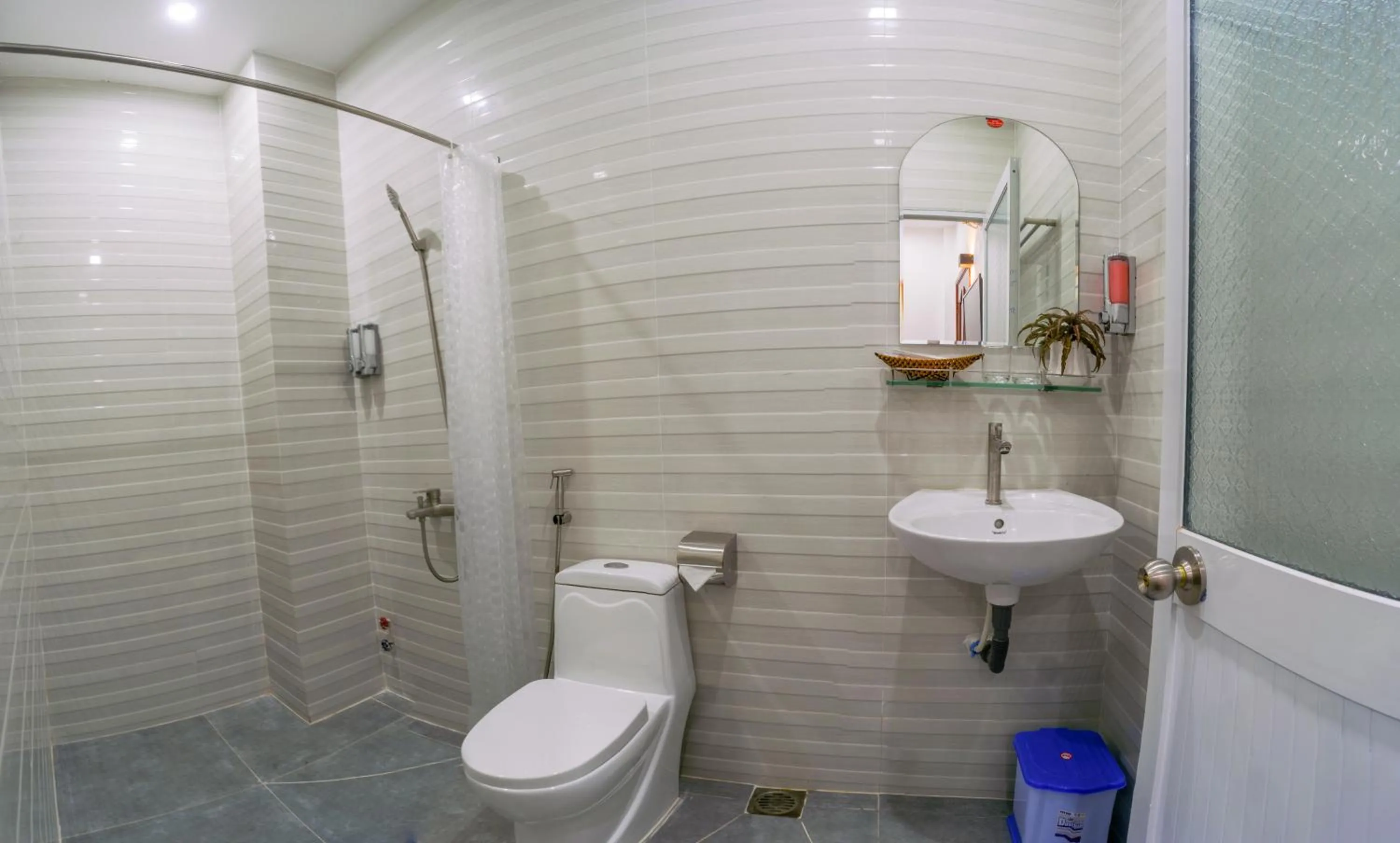 Toilet in Mekong 69 Hostel