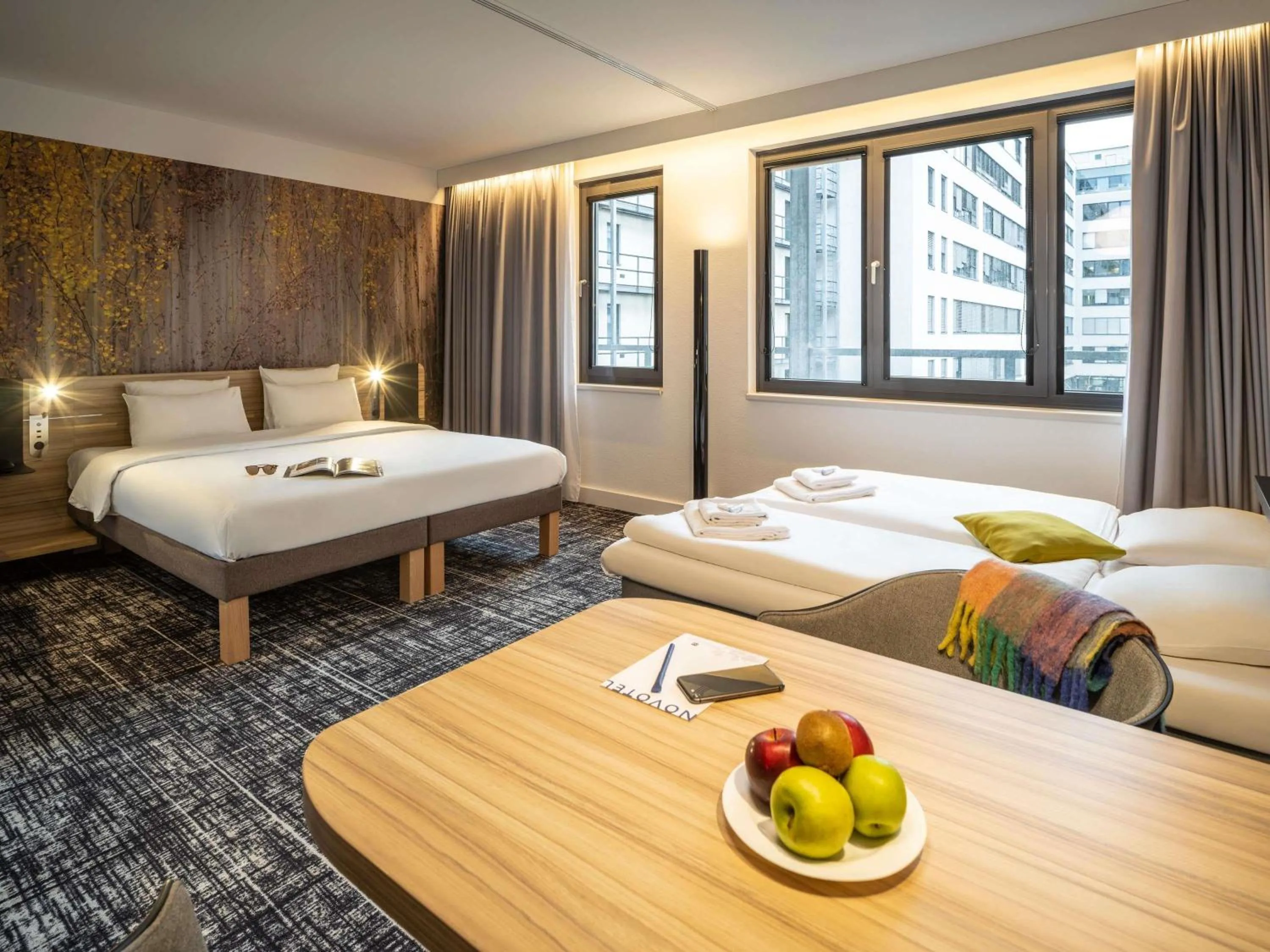 Bedroom, Bed in Novotel Suites Wien City Donau