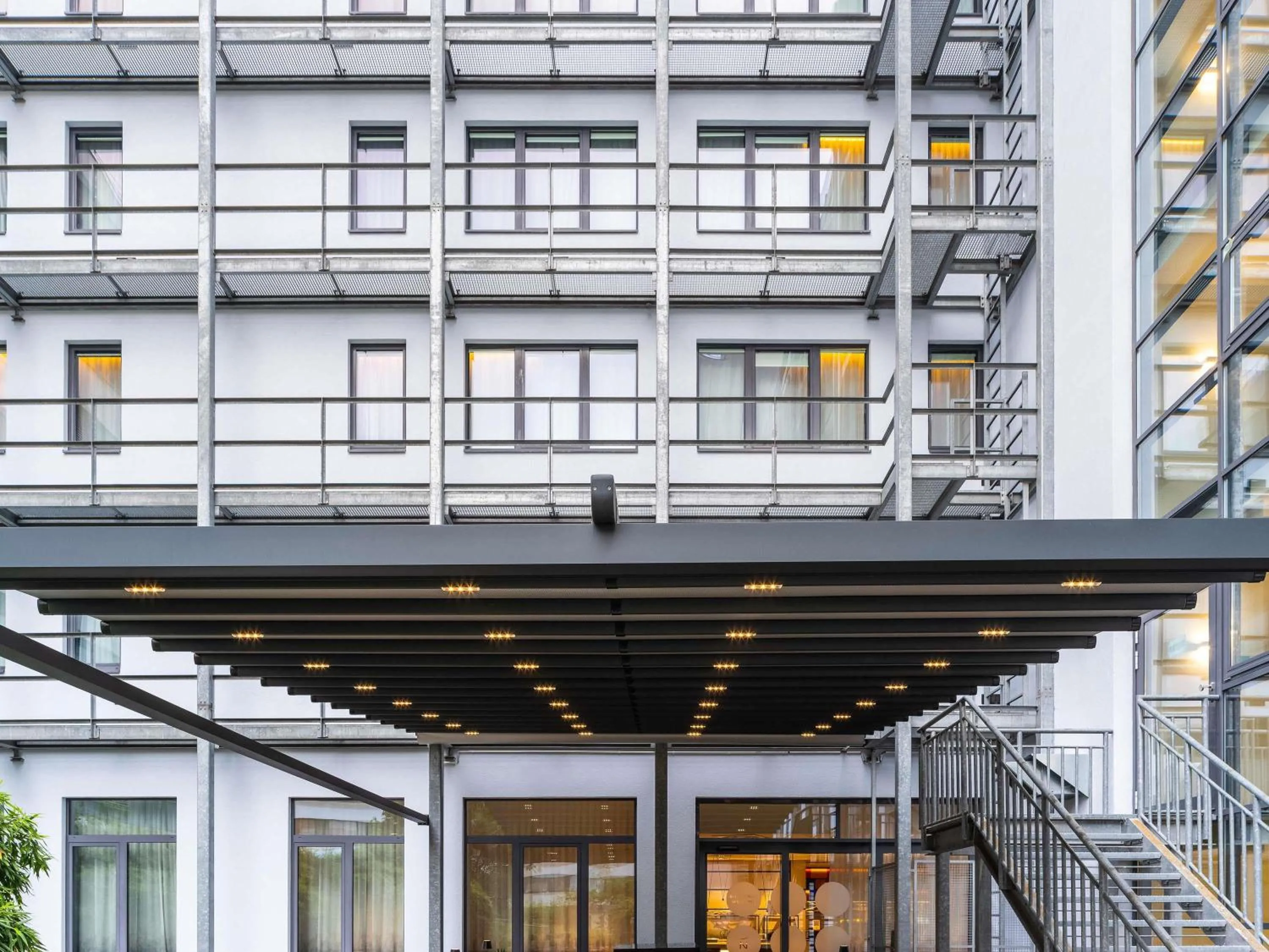 Lounge or bar in Novotel Suites Wien City Donau