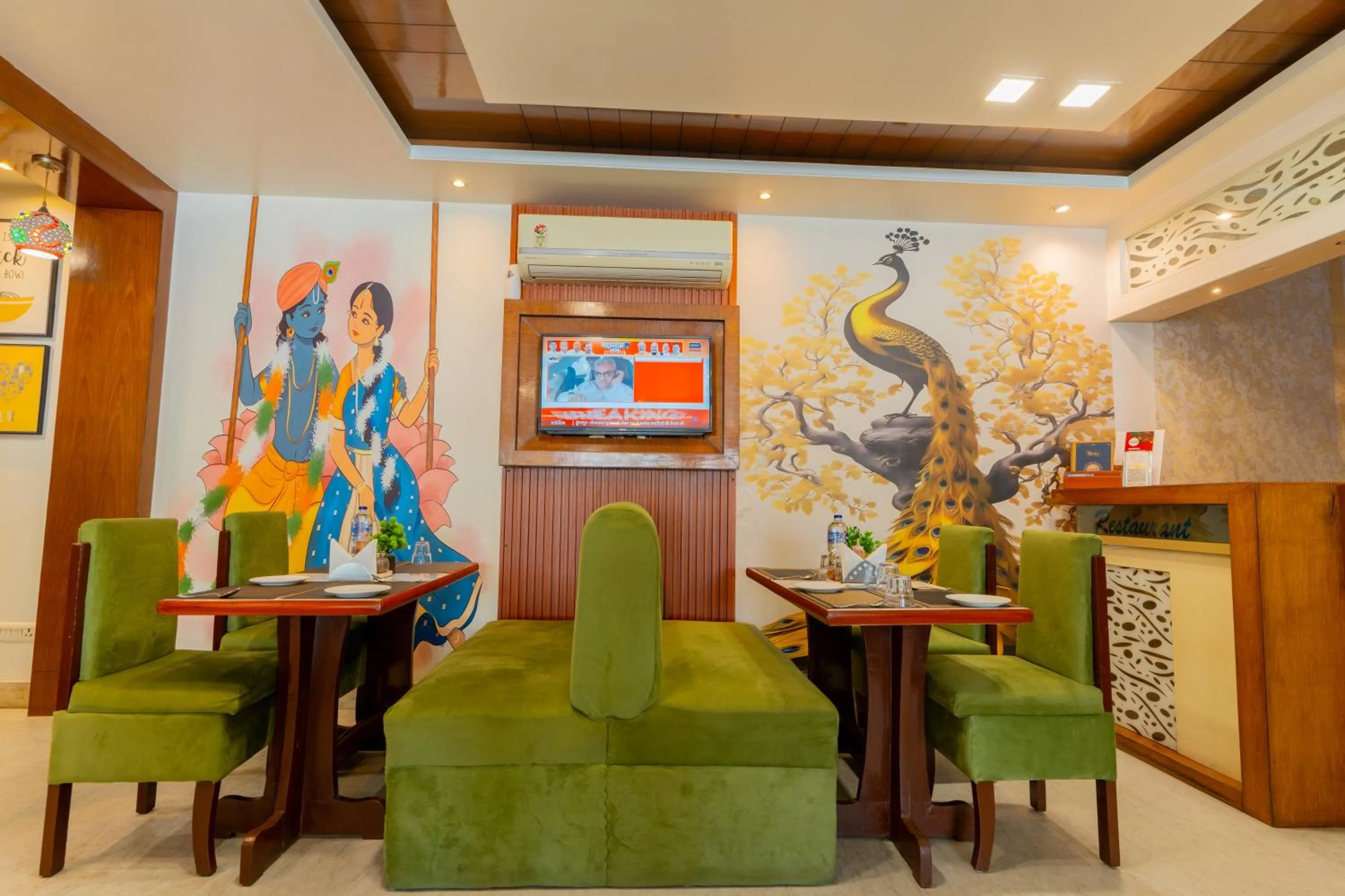 Restaurant/places to eat in Hotel Krishna by KeyMagics