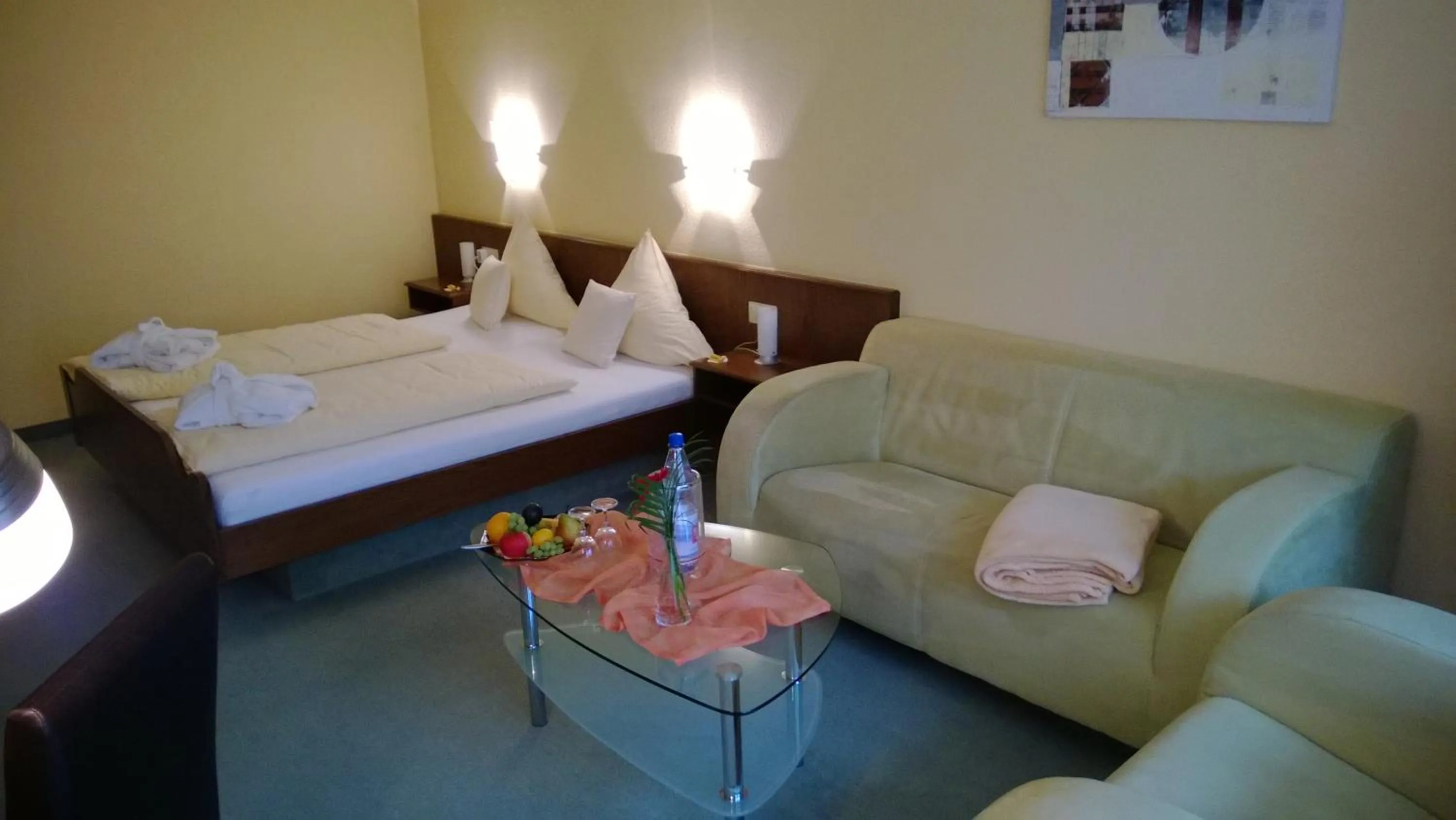 Photo of the whole room, Bed in Landhotel Vierjahreszeiten