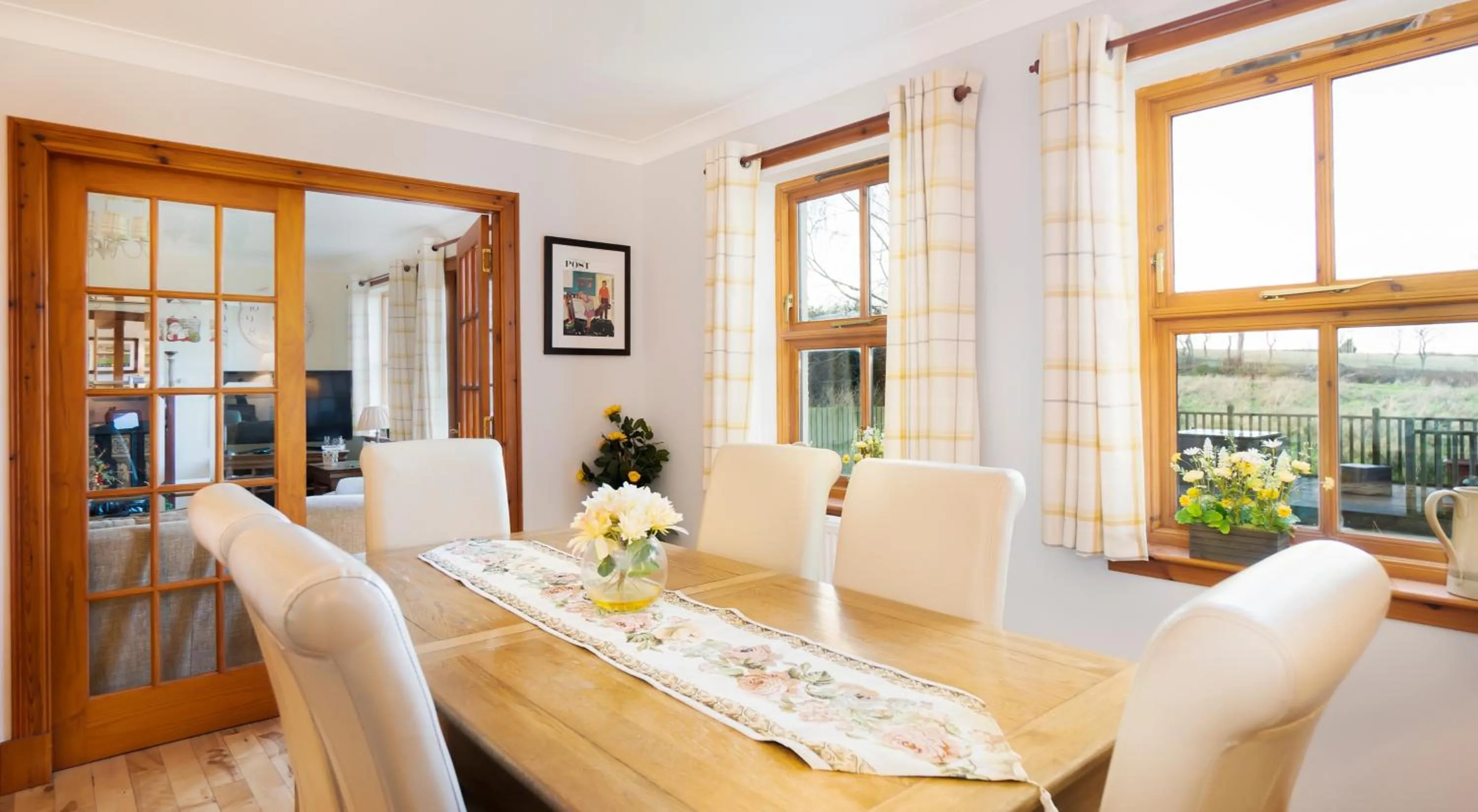 Dining area in Osborne Steading