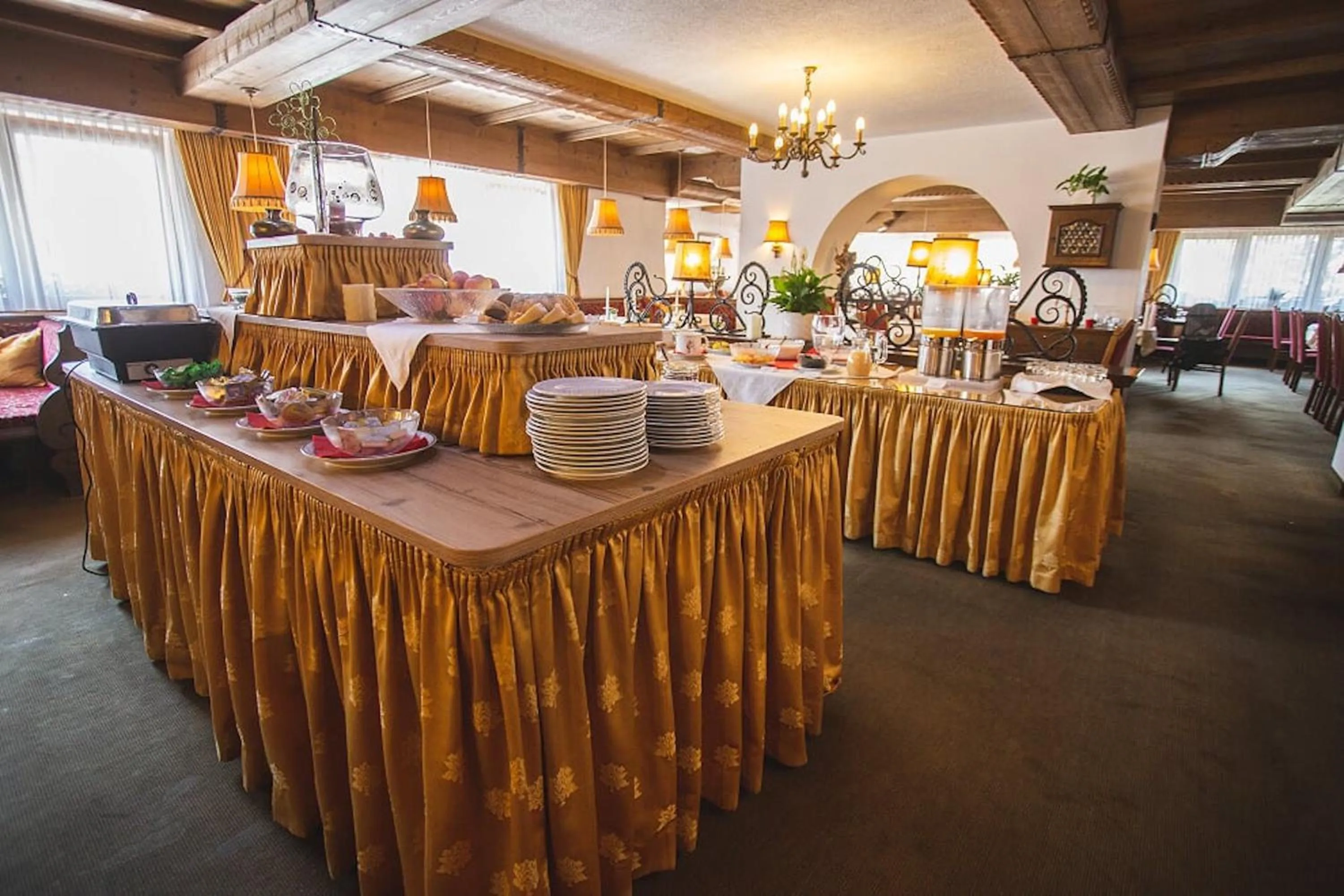 Buffet breakfast in Hotel Donnerhof