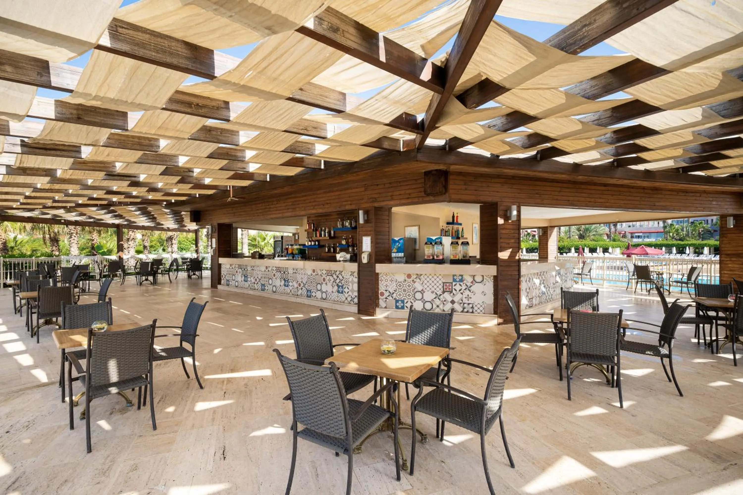 Restaurant/places to eat in Kaya Belek