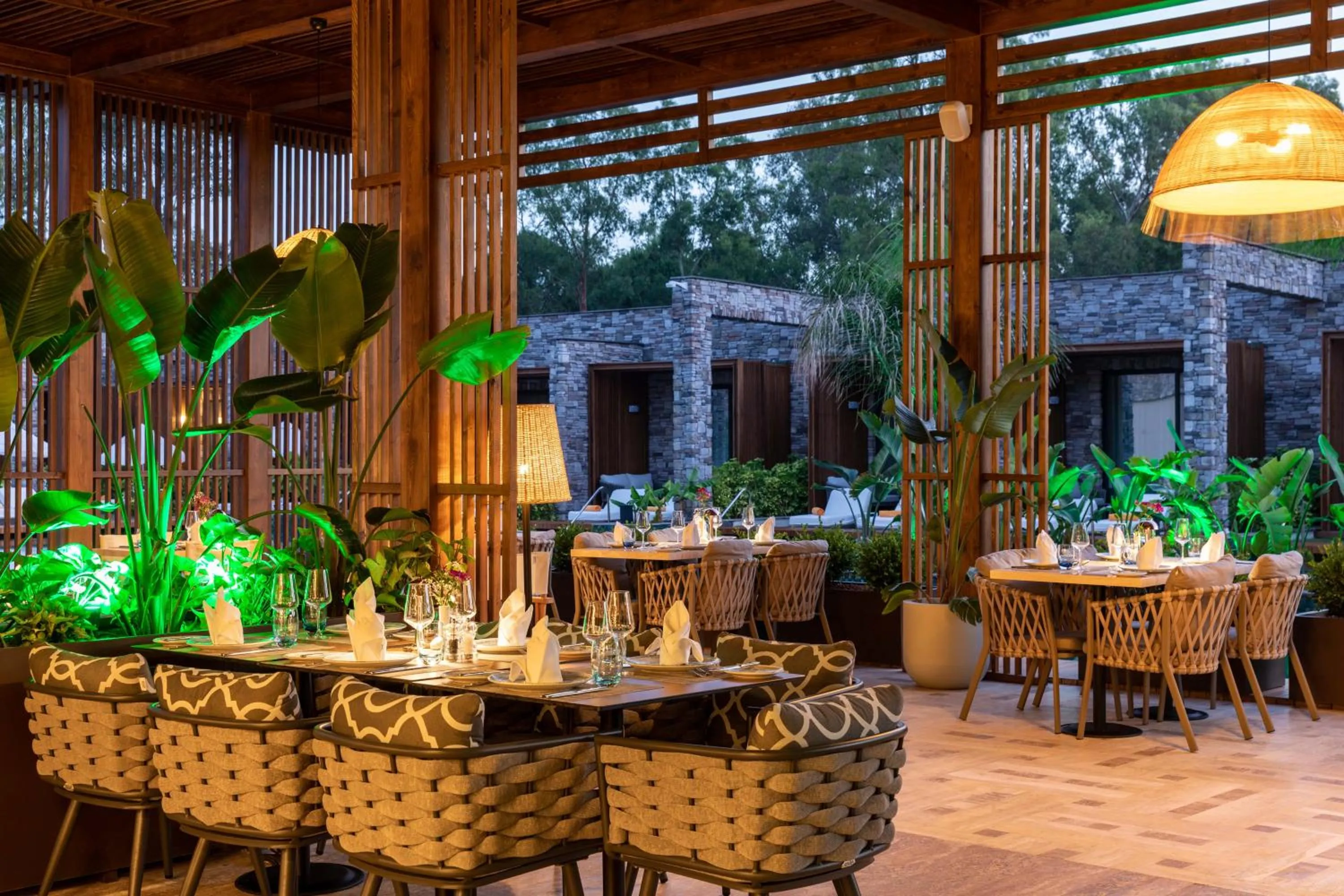 Restaurant/places to eat in Kaya Palazzo Golf Resort