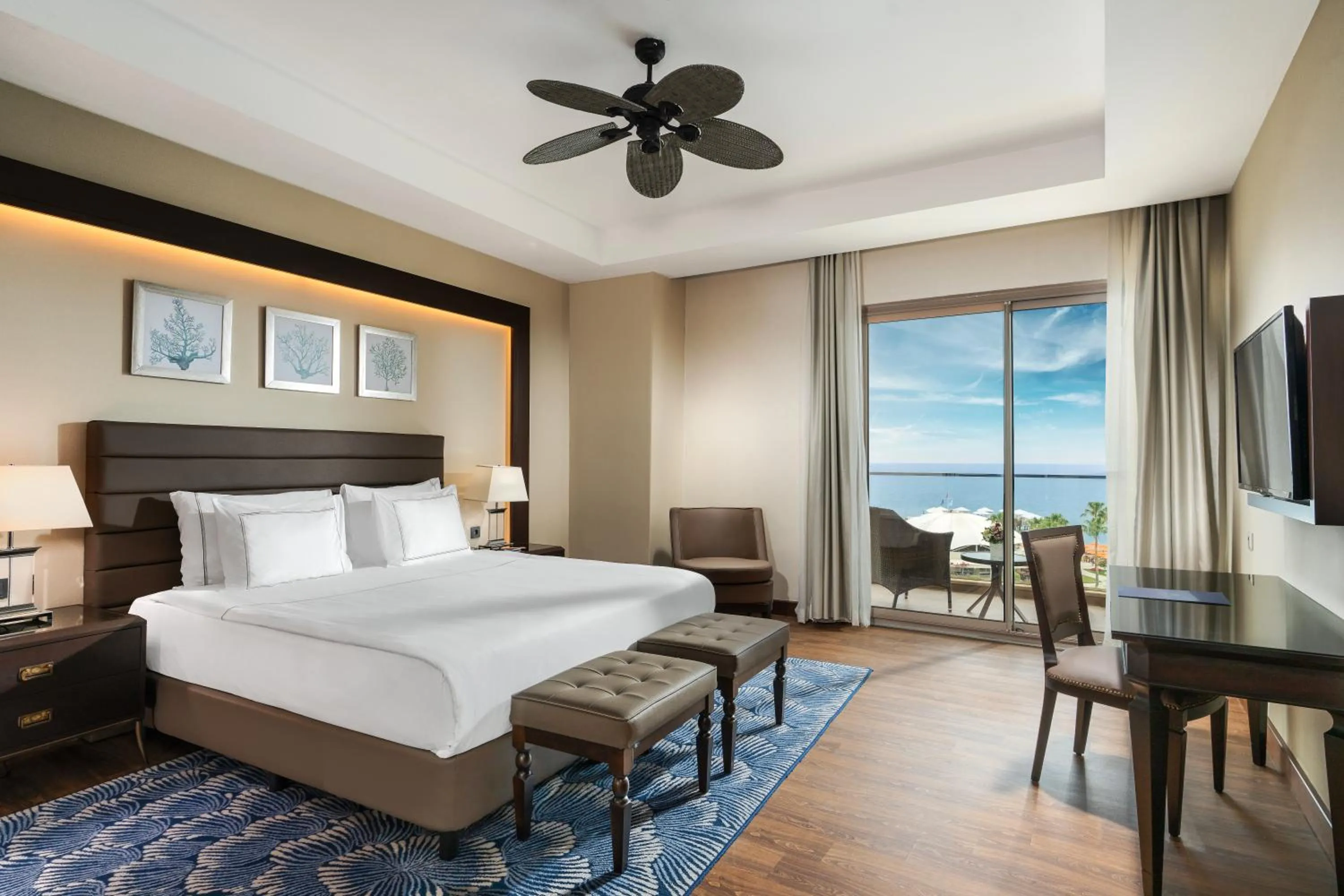 Bedroom, Bed in Kaya Palazzo Golf Resort