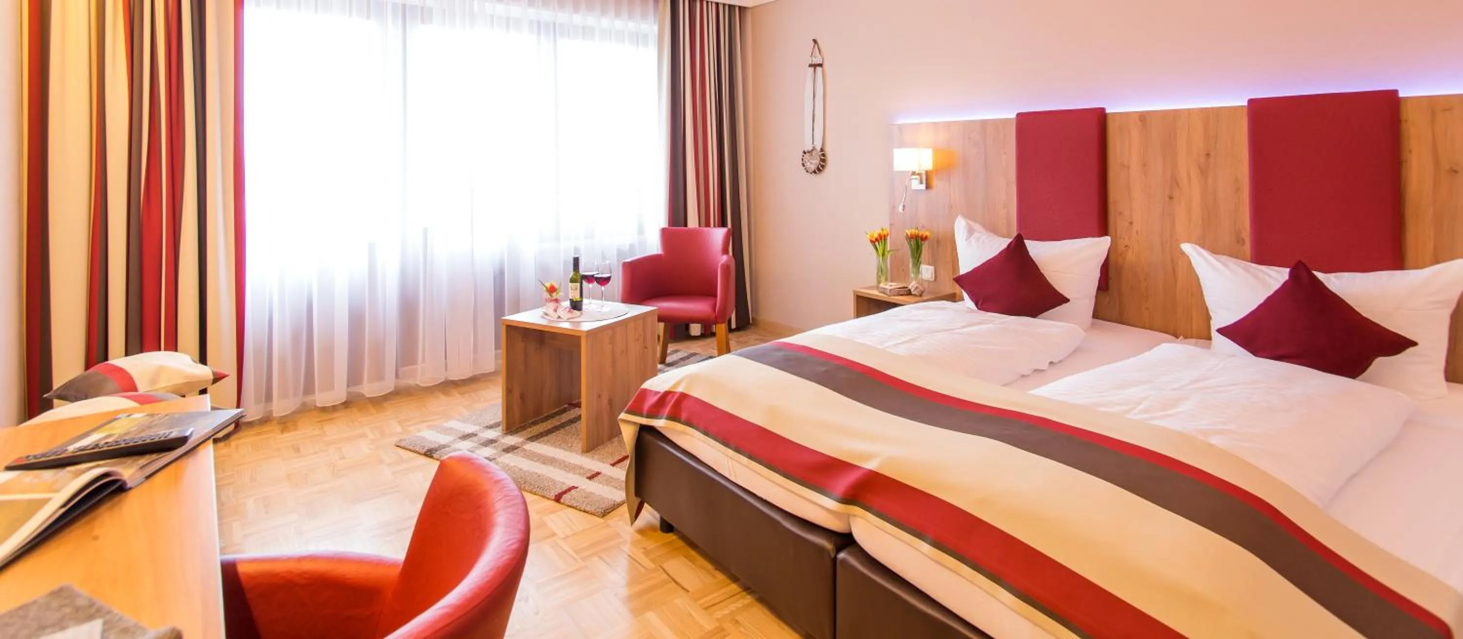 Photo of the whole room, Bed in Genusshotel "Zum Wendl"