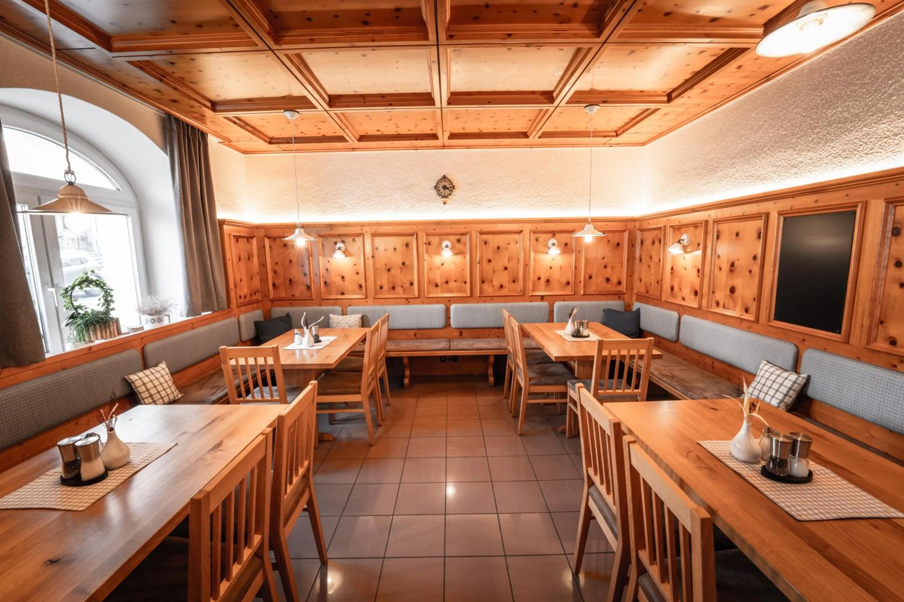 Restaurant/places to eat in Genusshotel "Zum Wendl"