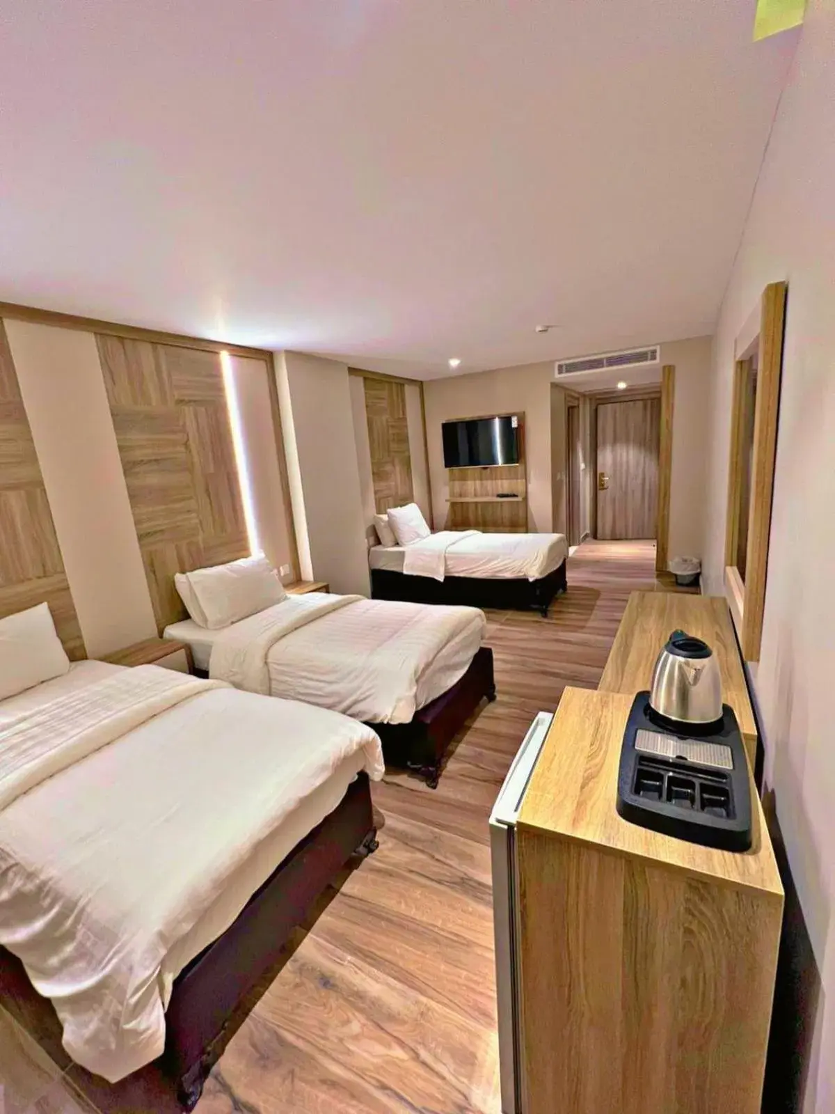 Triple Room in Mass Paradise Hotel Triple Room in Mass Paradise Hotel