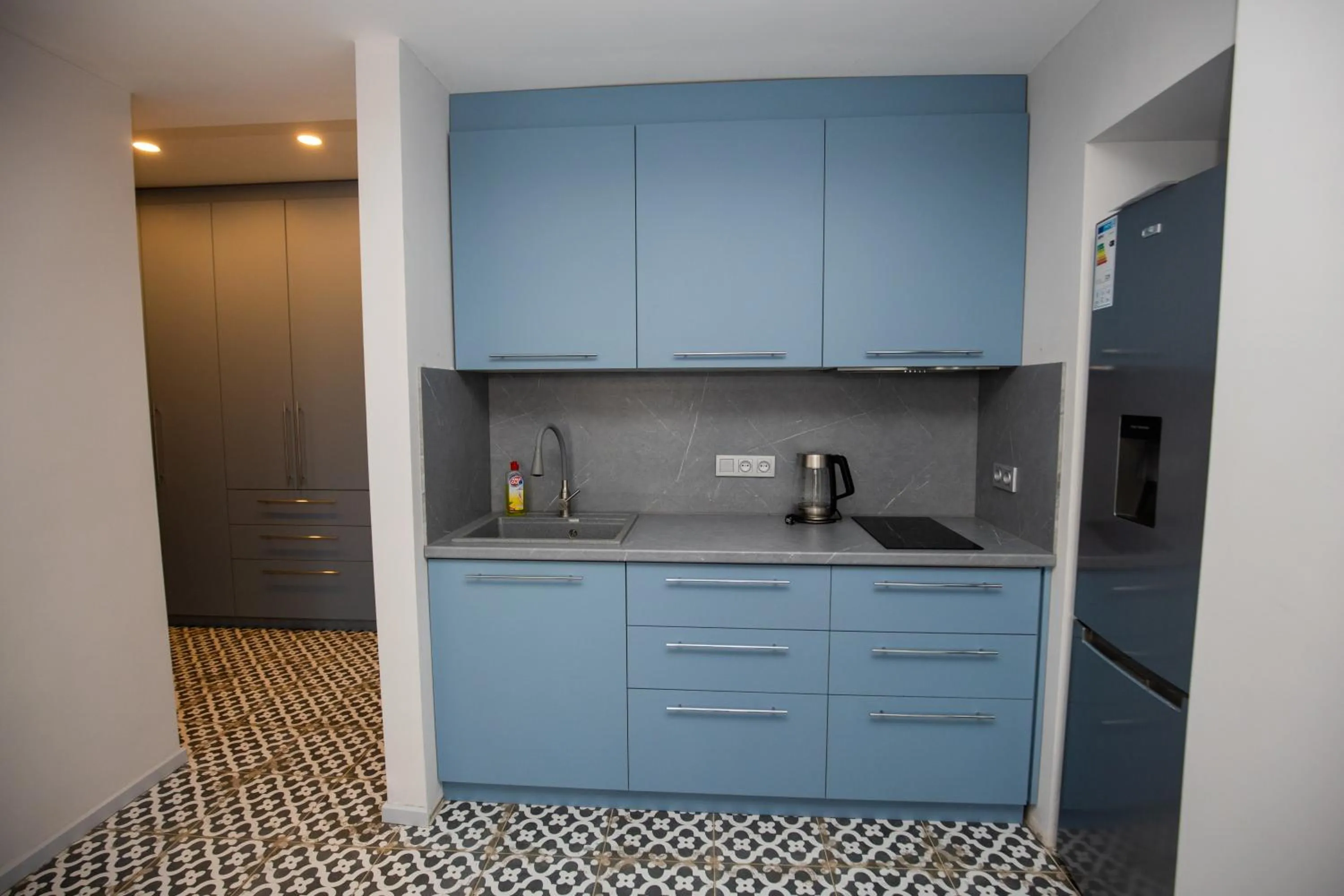 Kitchen or kitchenette in Hotel Tigran Mets Yerevan