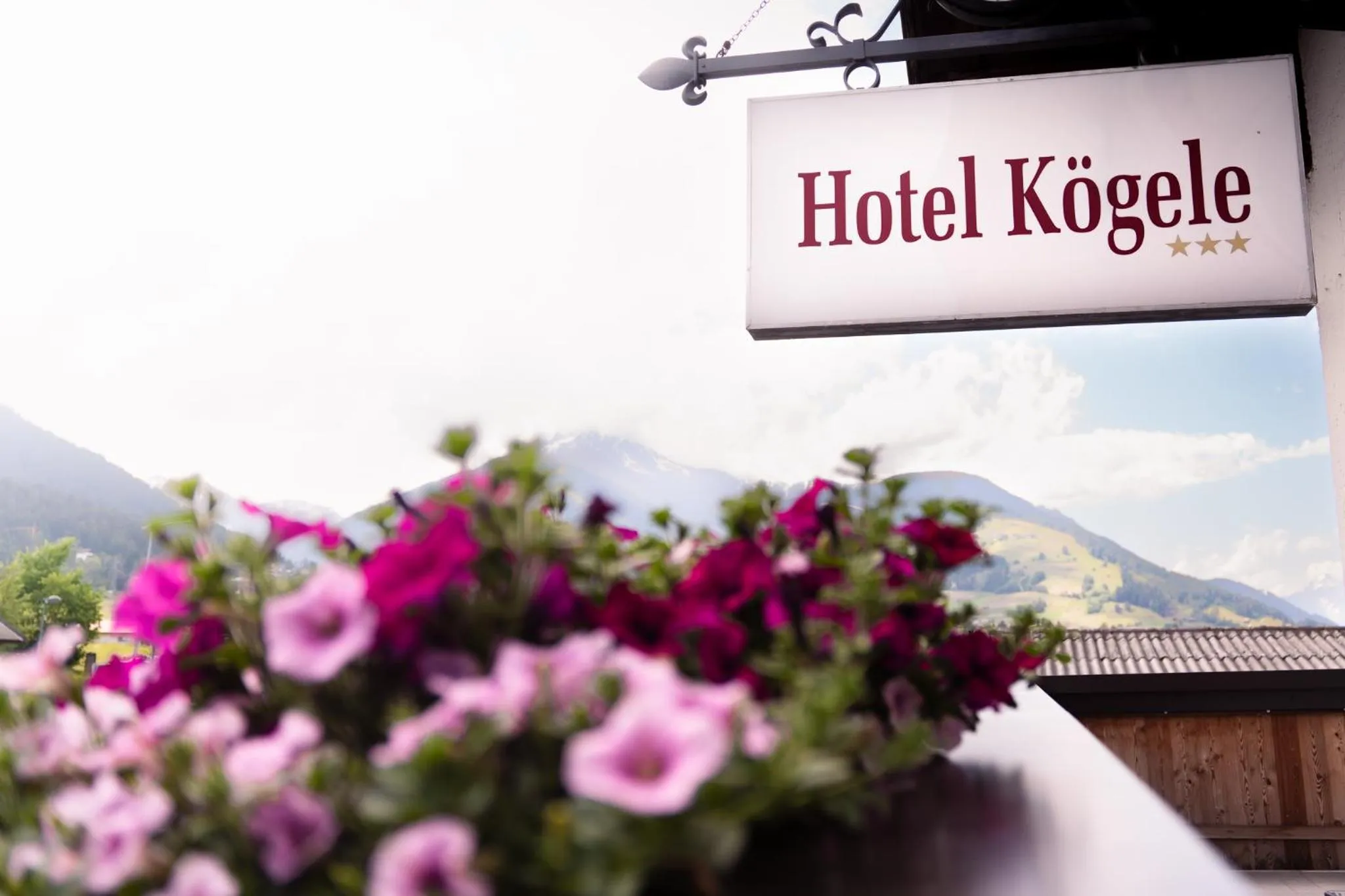 Garden view in Hotel Kögele bei Innsbruck Axamer Lizum