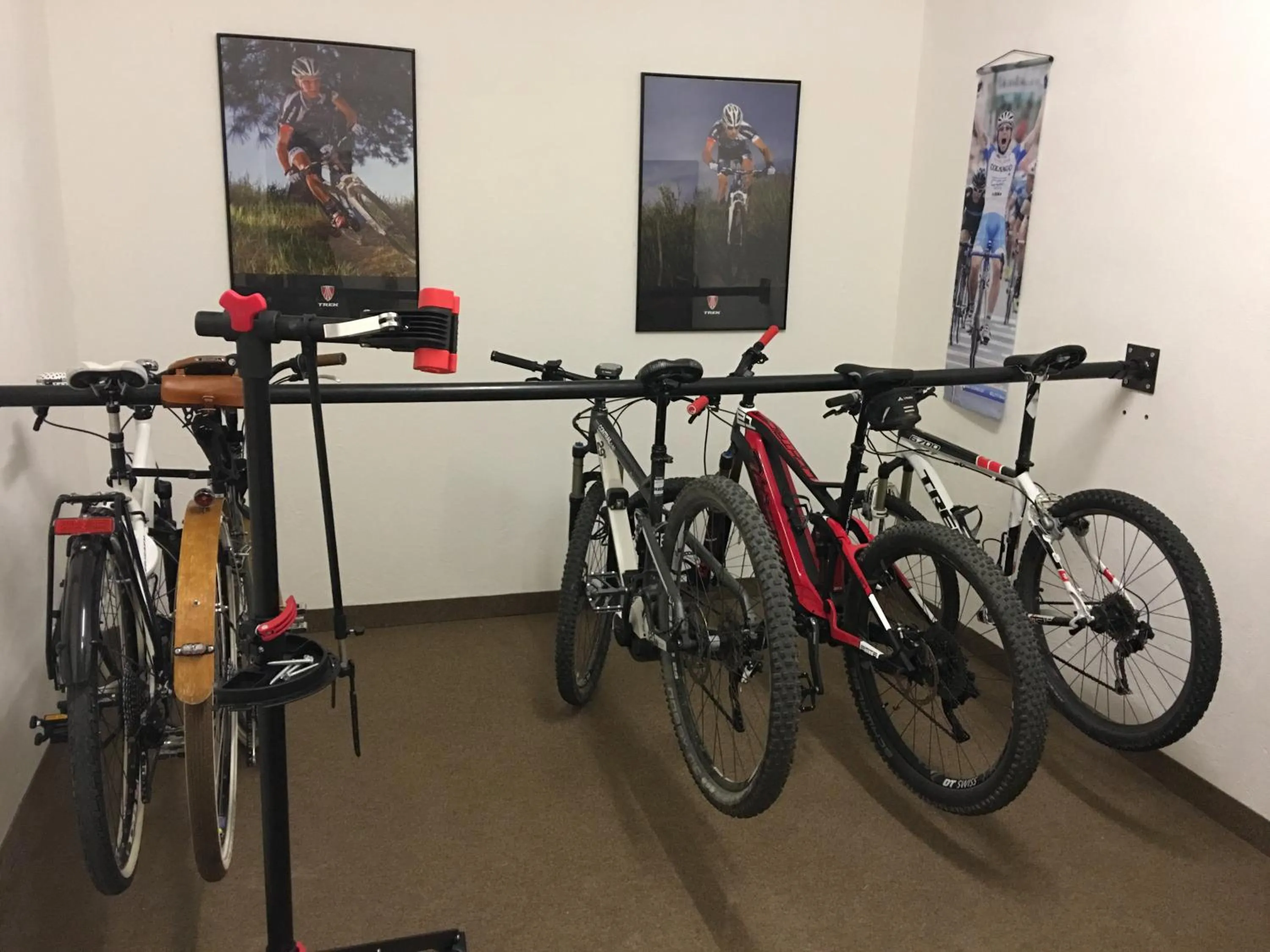 Cycling in Hotel Kögele bei Innsbruck Axamer Lizum