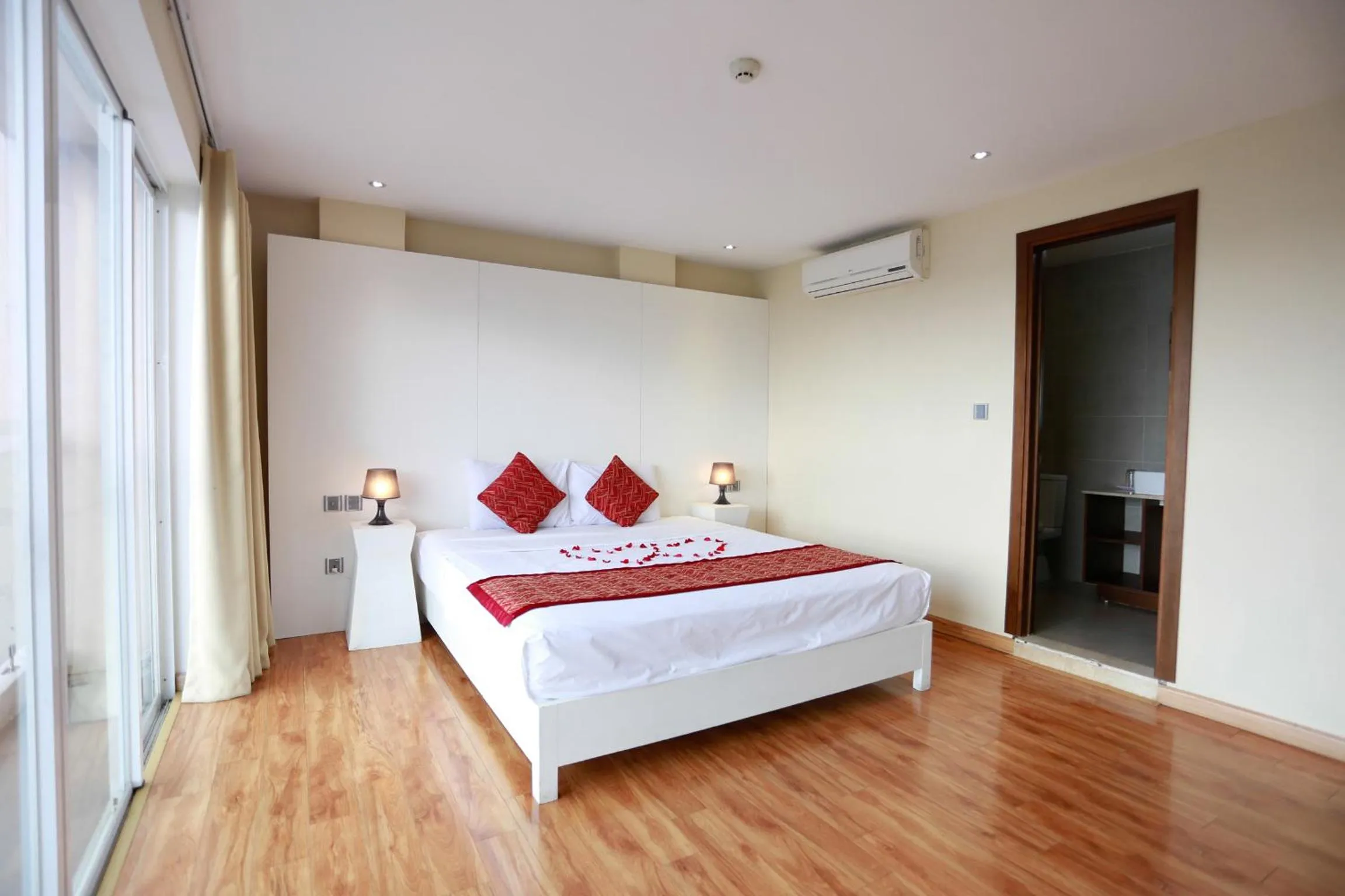 City view in Thu Do Hotel