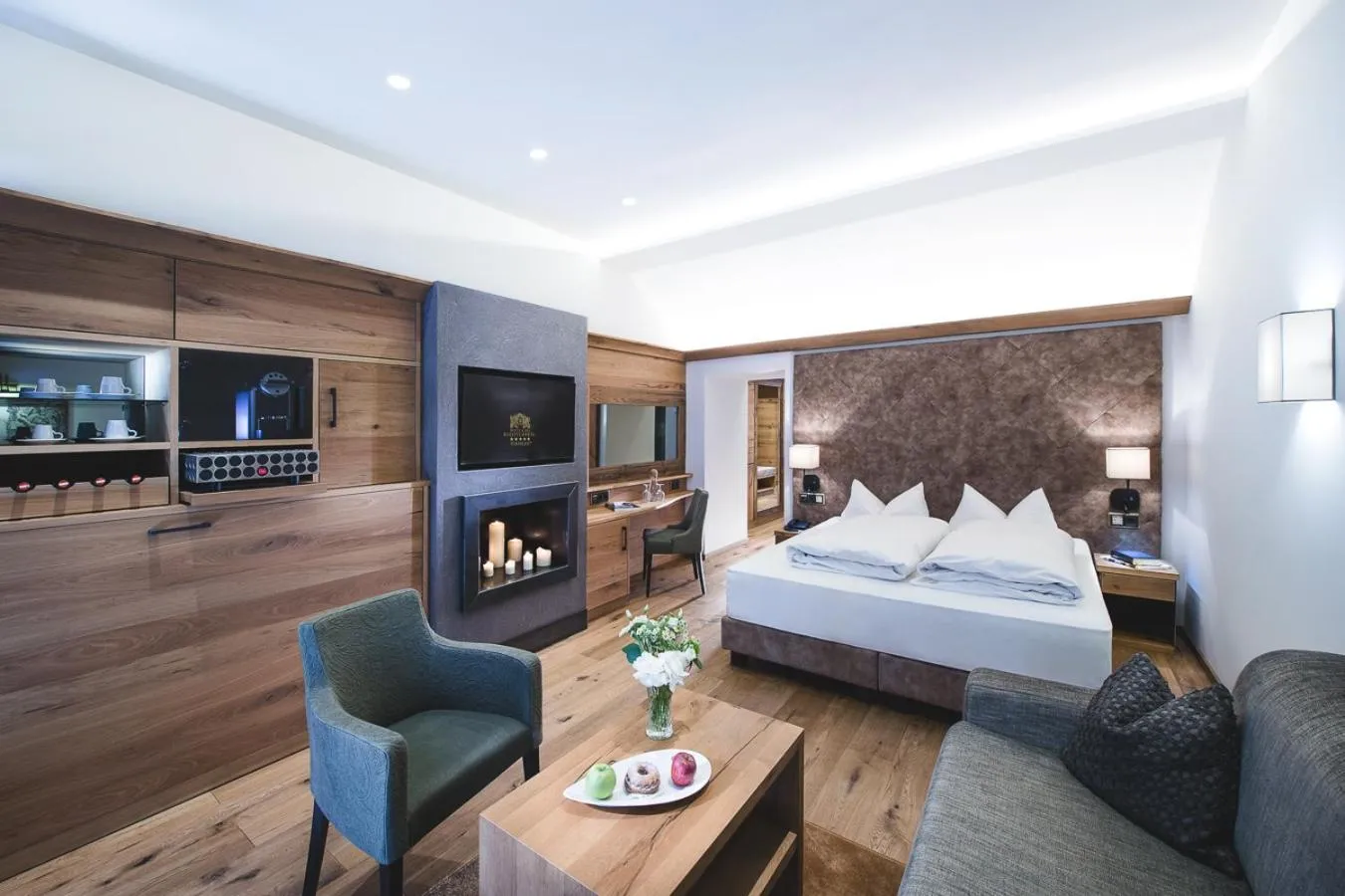 Photo of the whole room, Bed in Hotel Klosterbräu