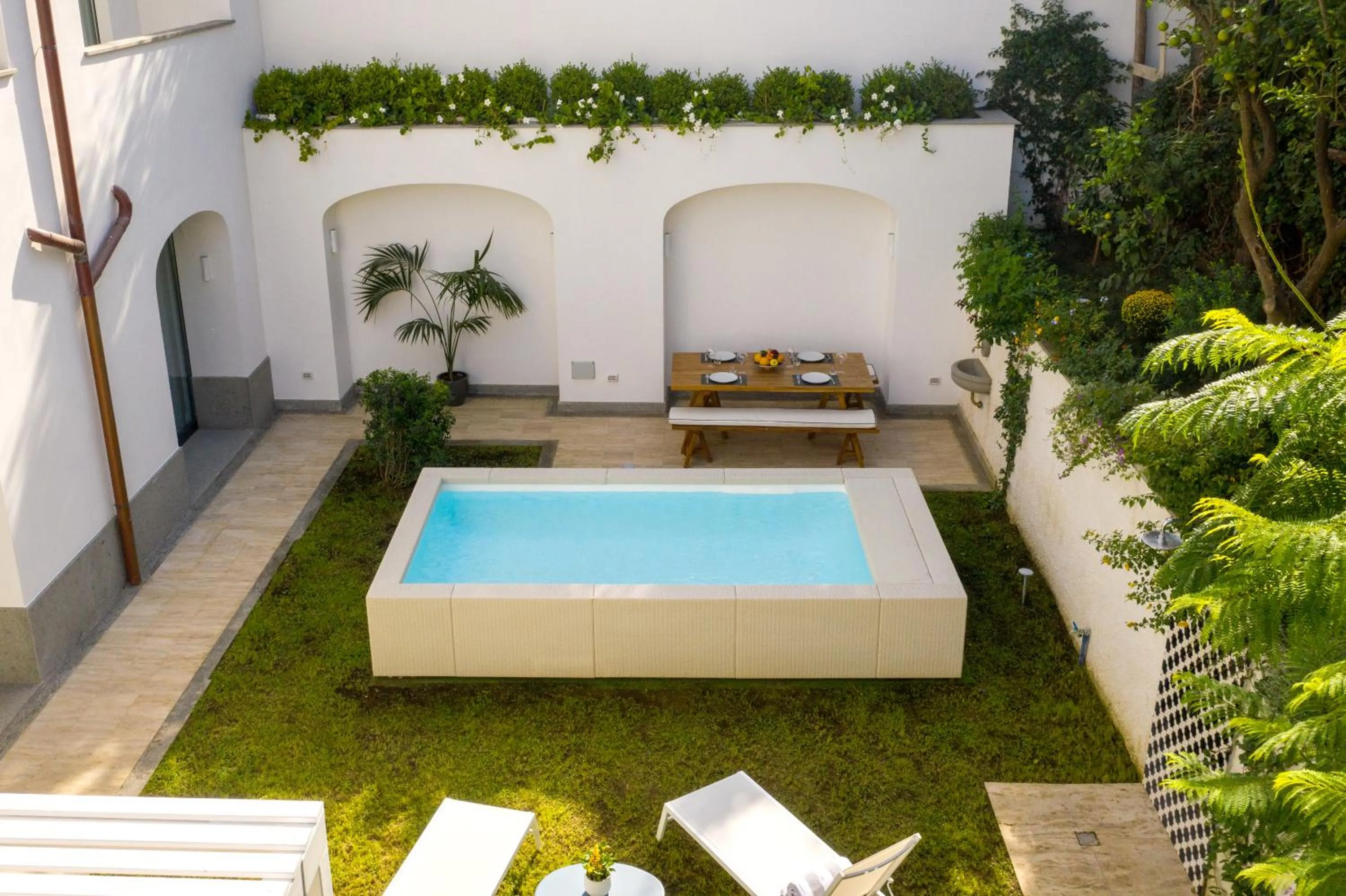 SorrentoVibes - Luxury Apartment with Garden and Pool