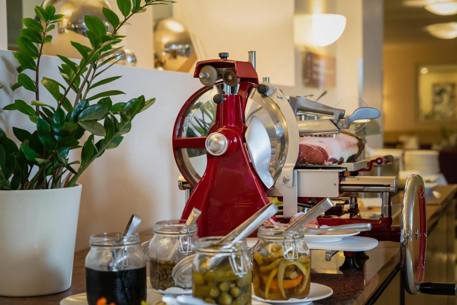 Breakfast in Hotel Sandwirth