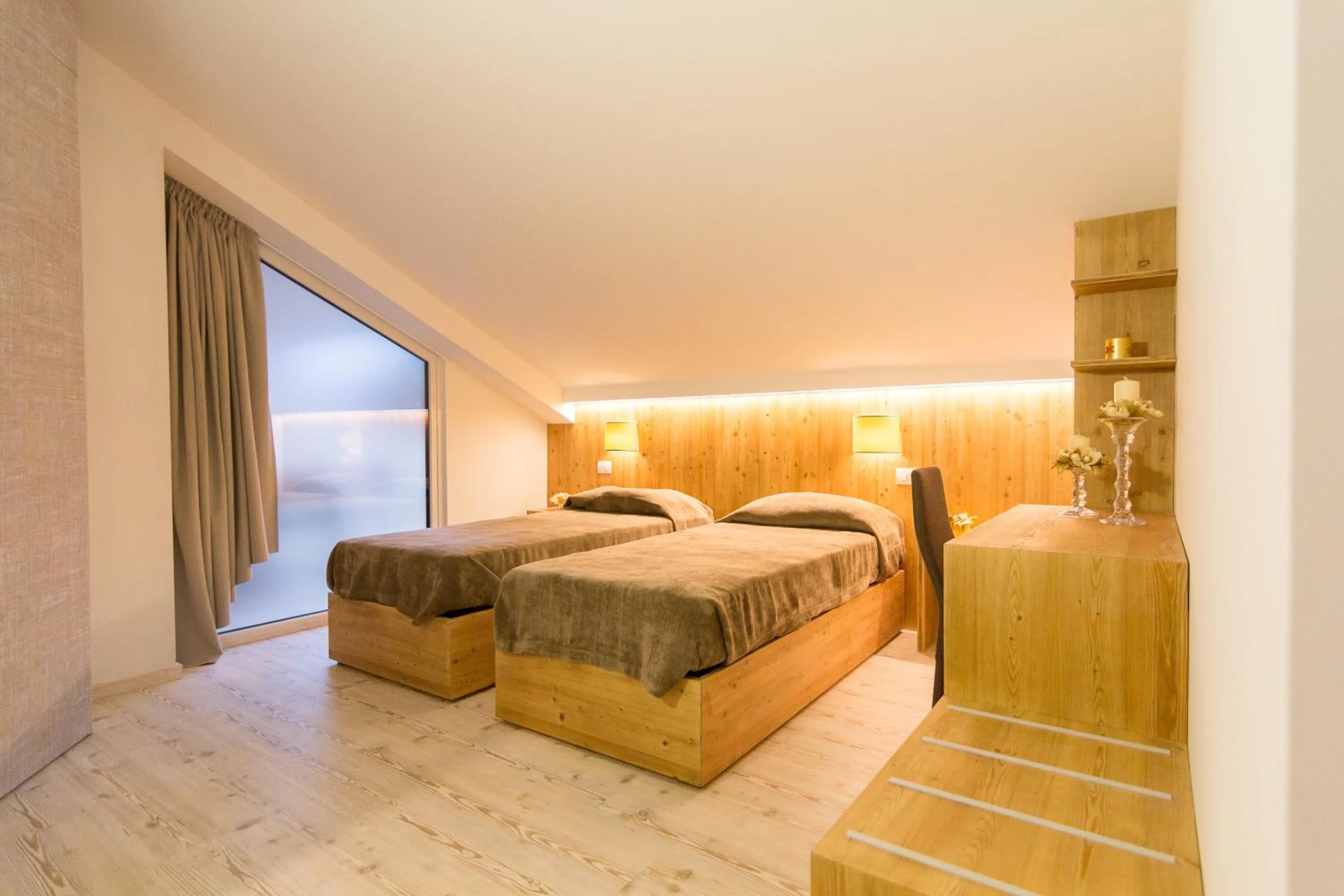 Bedroom, Bed in B&B COL DE LE MOLE - DOLOMITI BELLUNESI