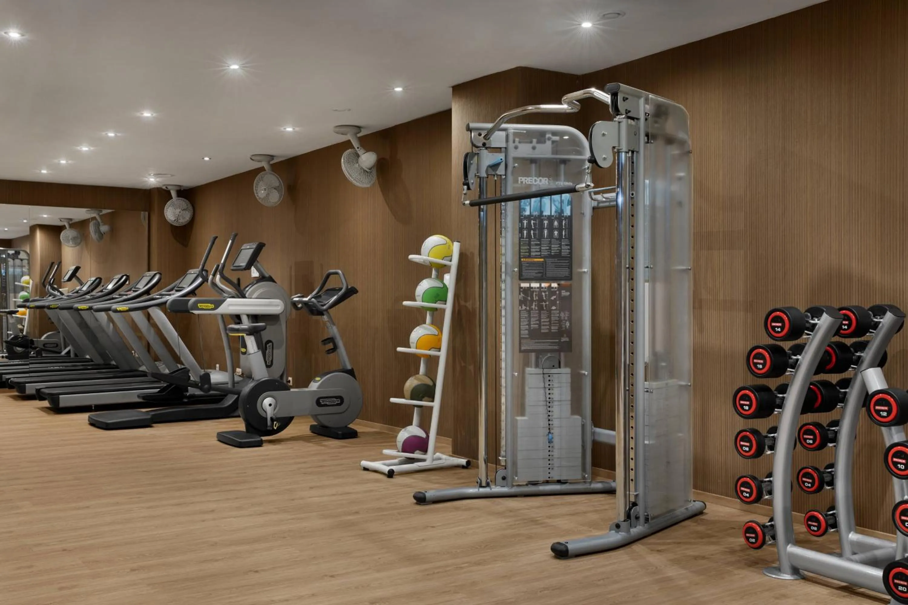 Fitness centre/facilities in AC Hotel by Marriott Innsbruck