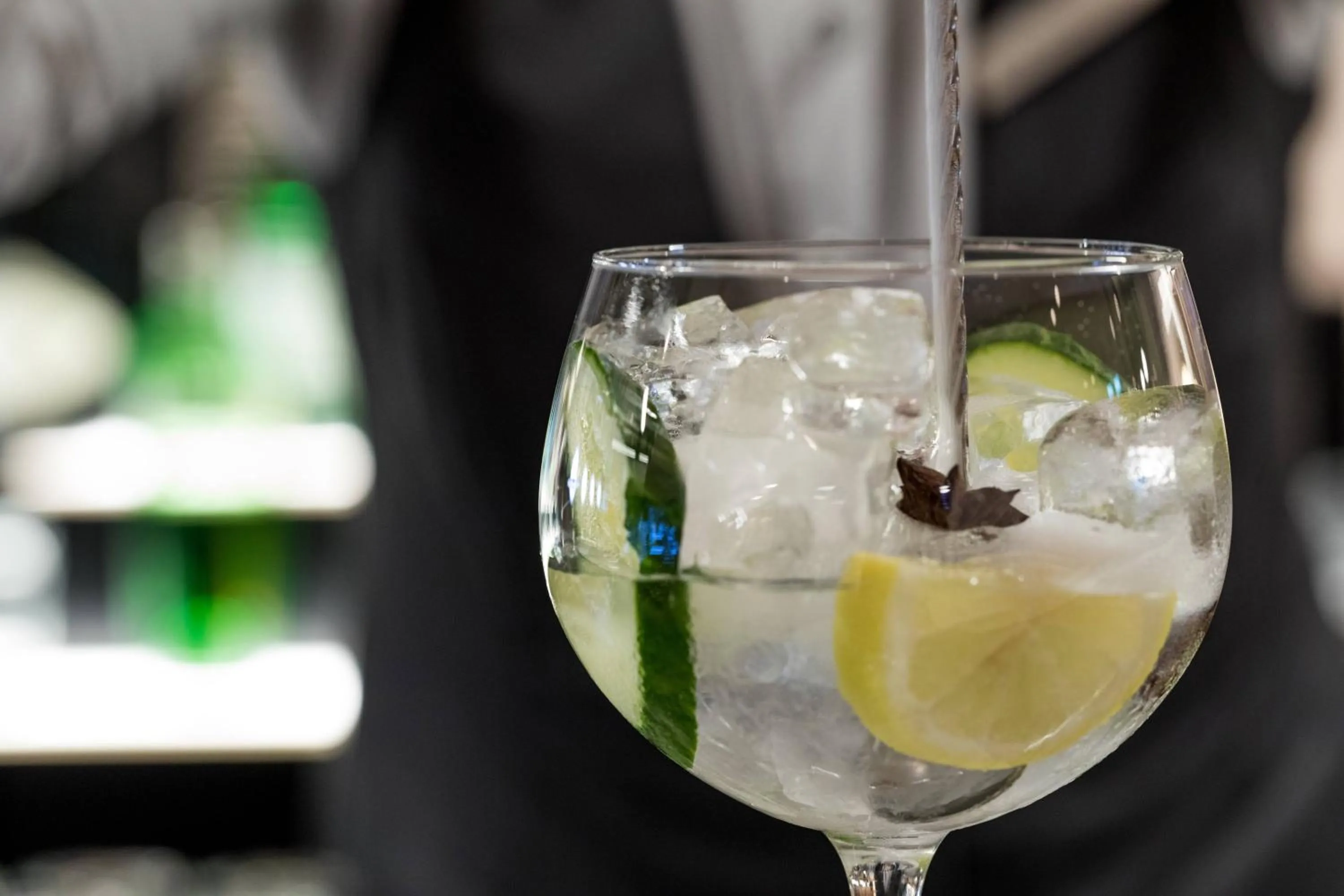 Lounge or bar in AC Hotel by Marriott Innsbruck