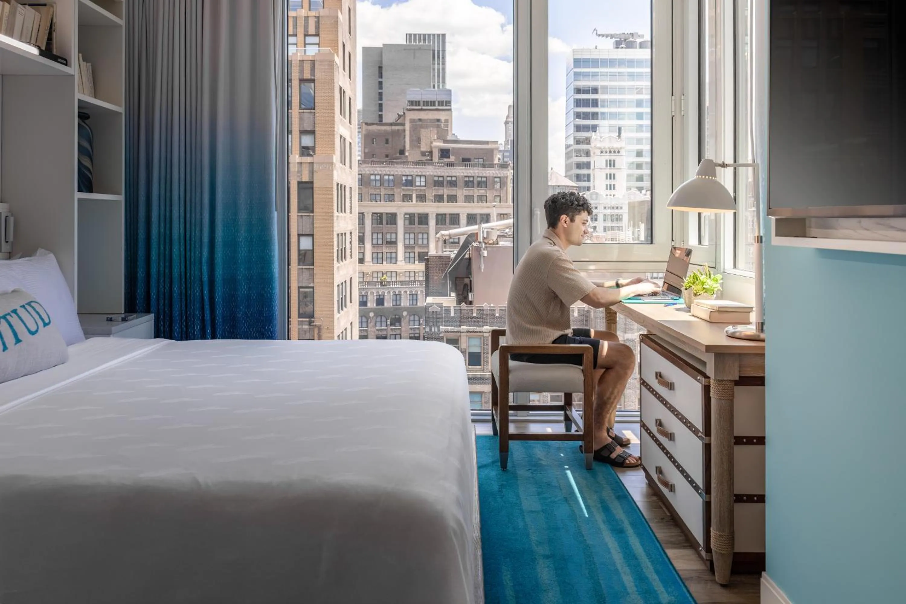 People, Bed in Margaritaville Resort Times Square