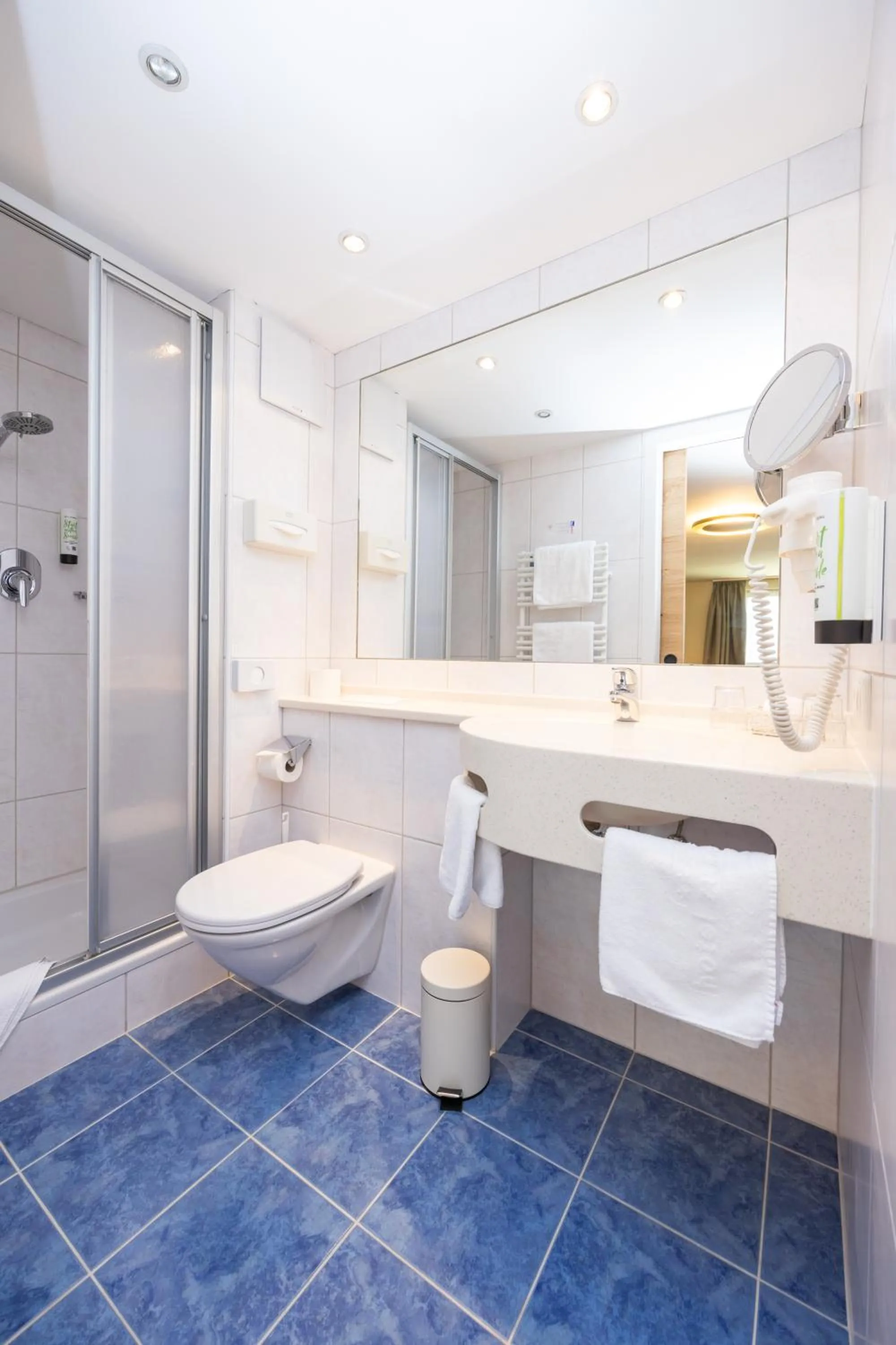 Bathroom in Hotel Zum Mohren