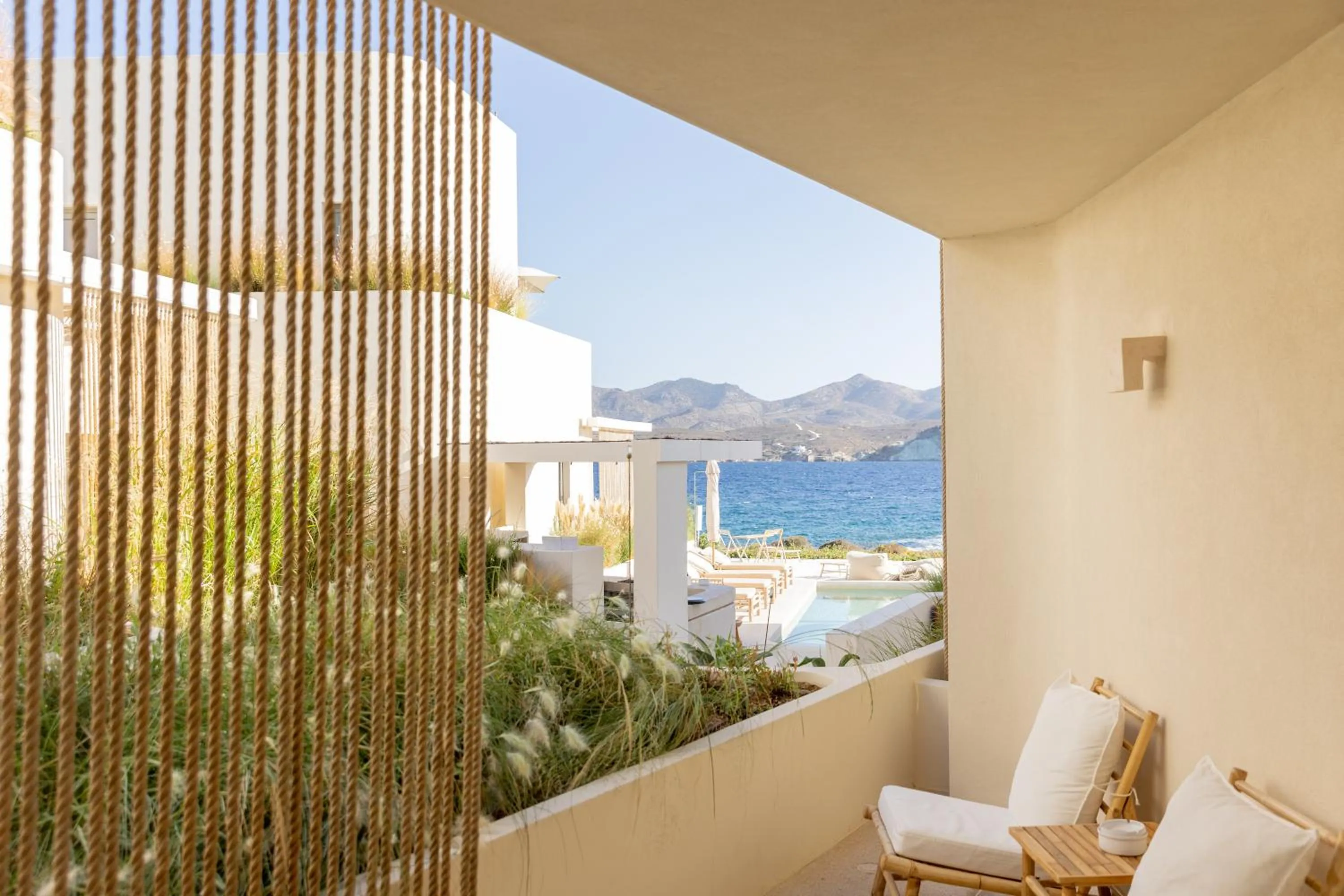 Balcony/Terrace in White Pebble Suites