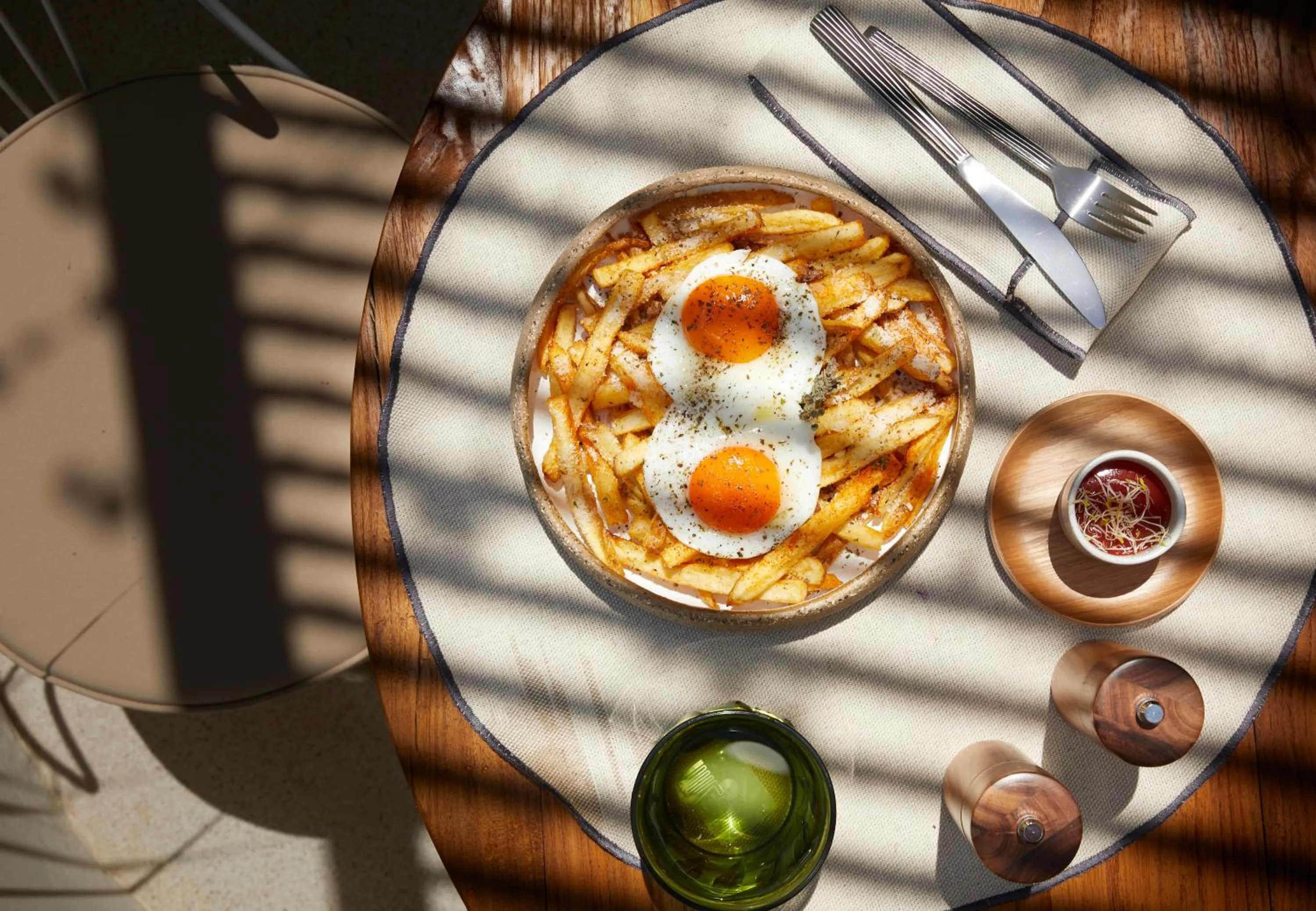 Food in White Pebble Suites