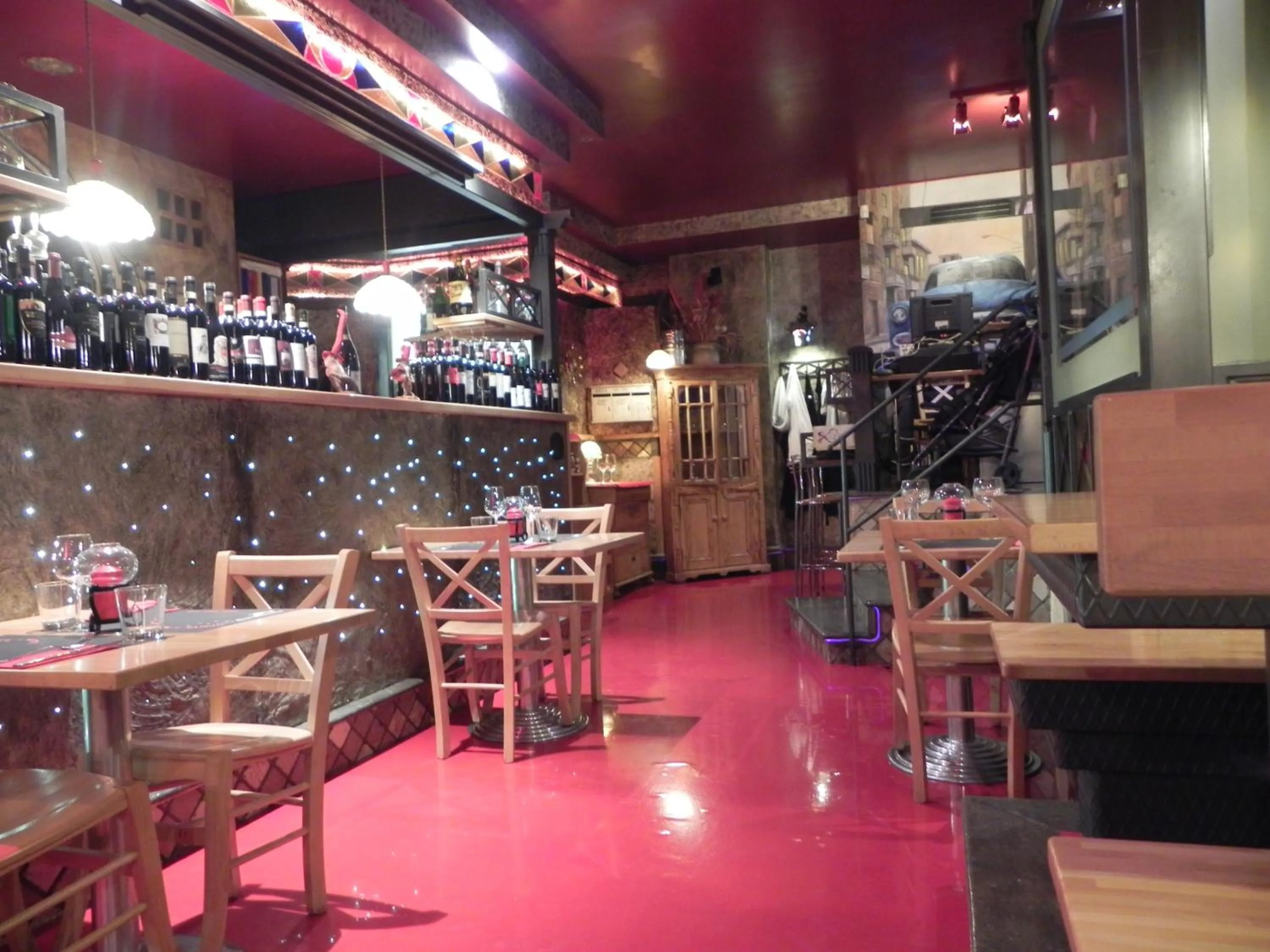 Restaurant/places to eat in Gente di Notte