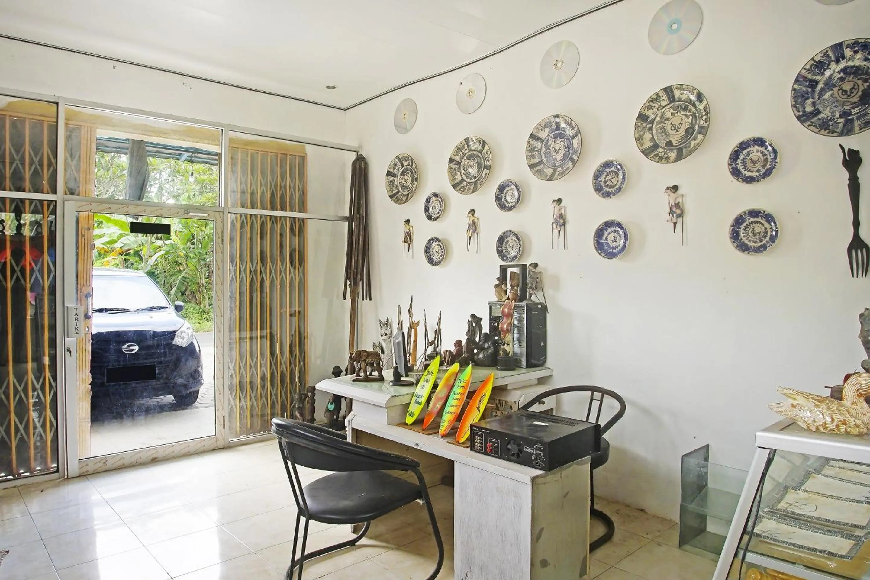 Lobby or reception in Hotel O Fidel Caestro Homestay