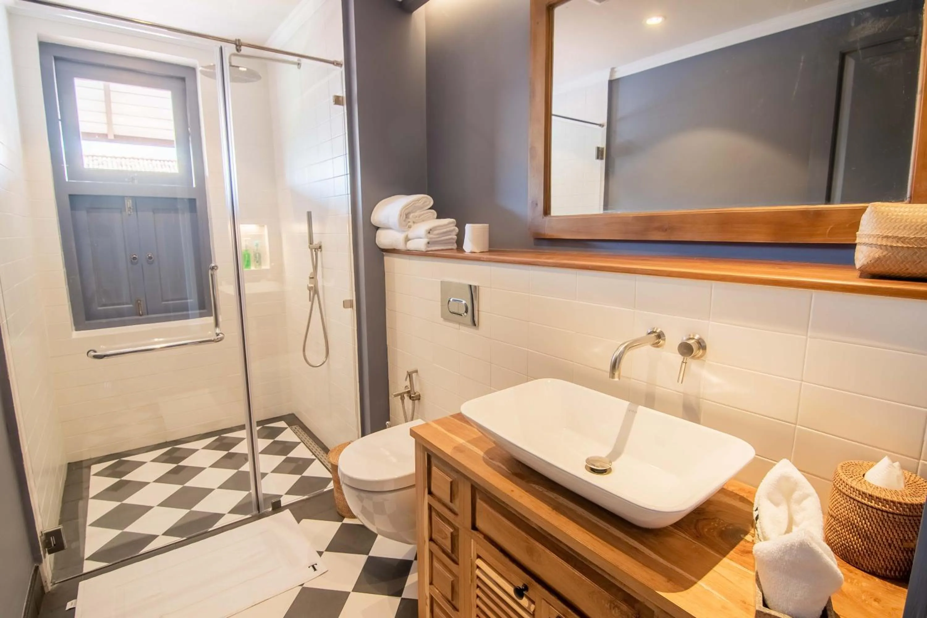 Bathroom in The Merchant