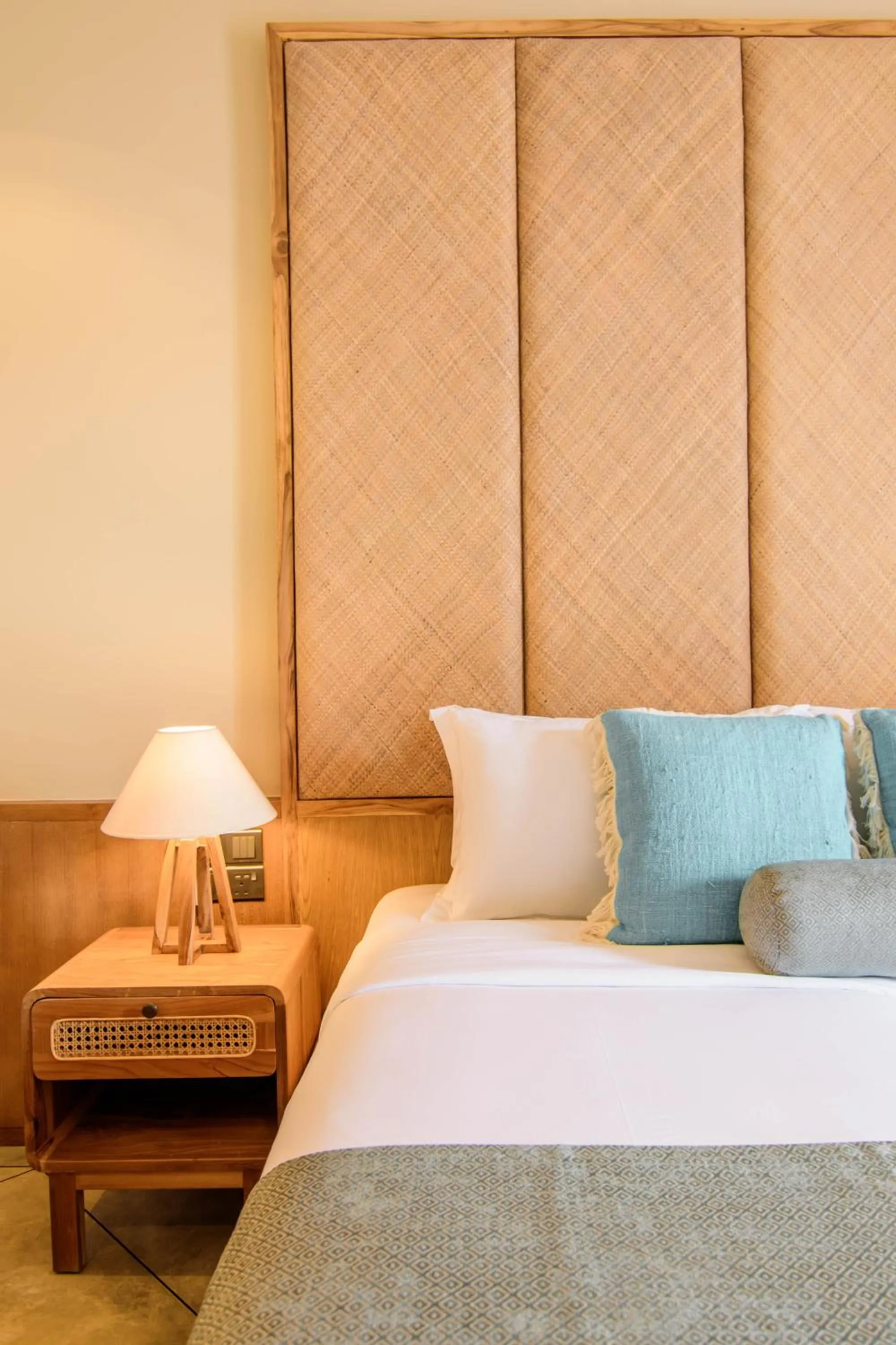 Bedroom, Bed in The Merchant