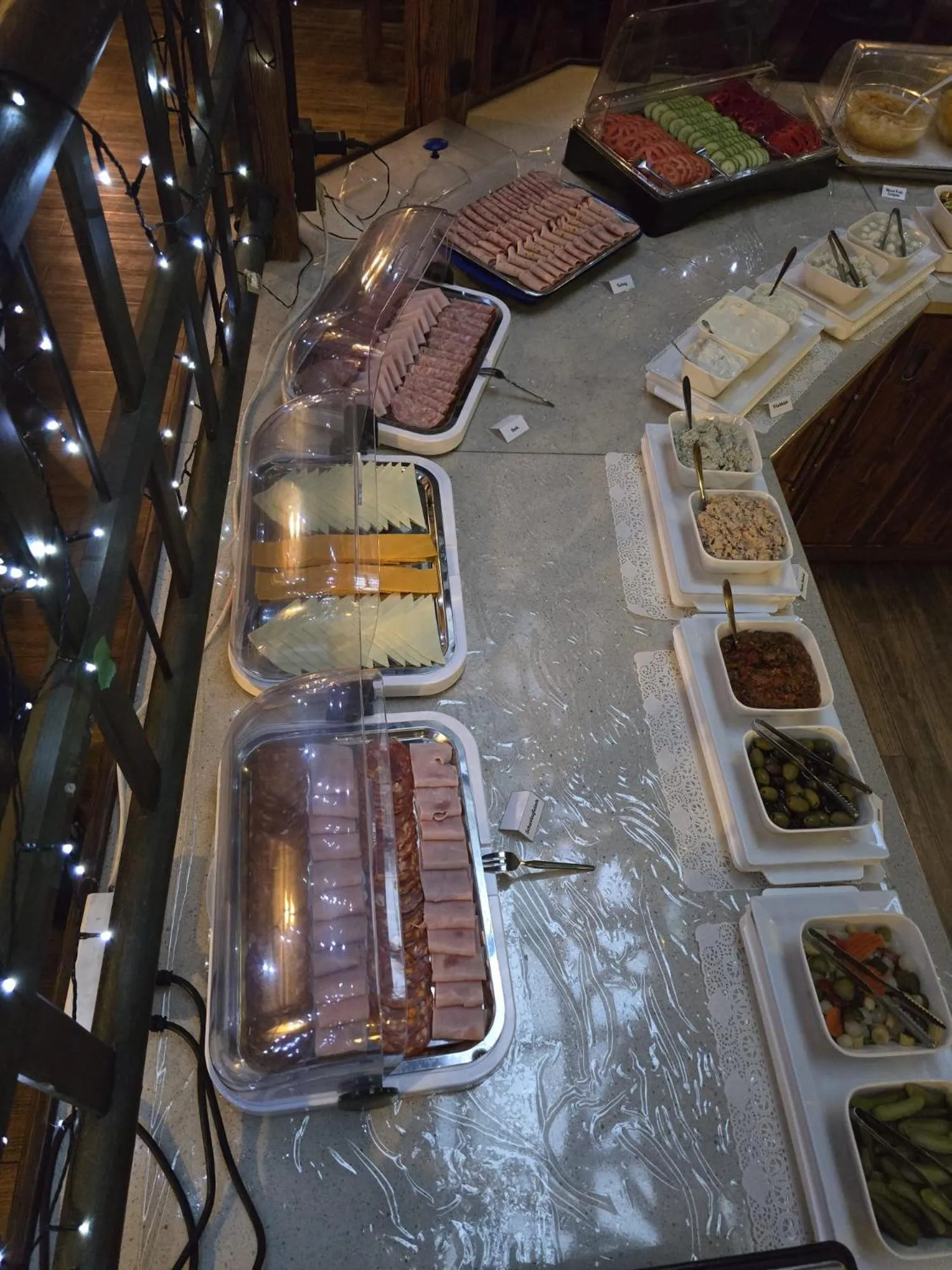 Buffet breakfast in Hotel Enziana Wien