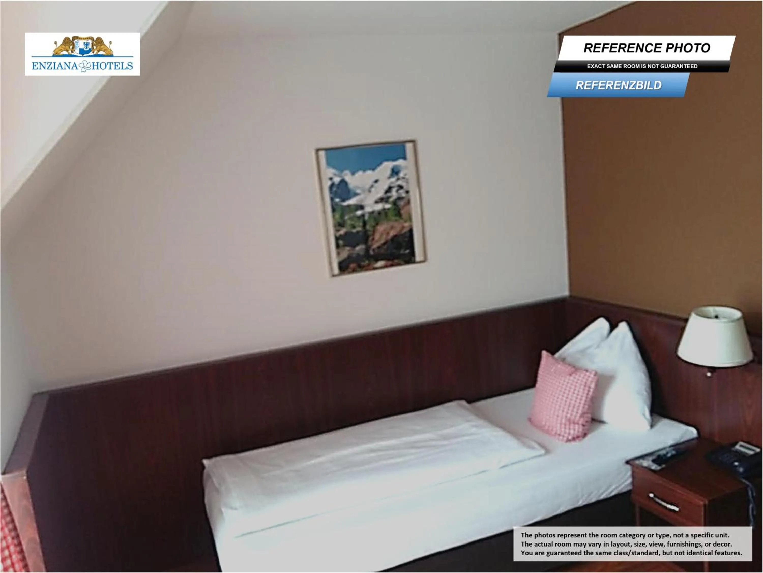 Bed in Hotel Enziana Wien