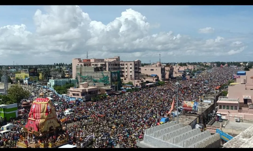 Facade/entrance in Hotel Vip Square