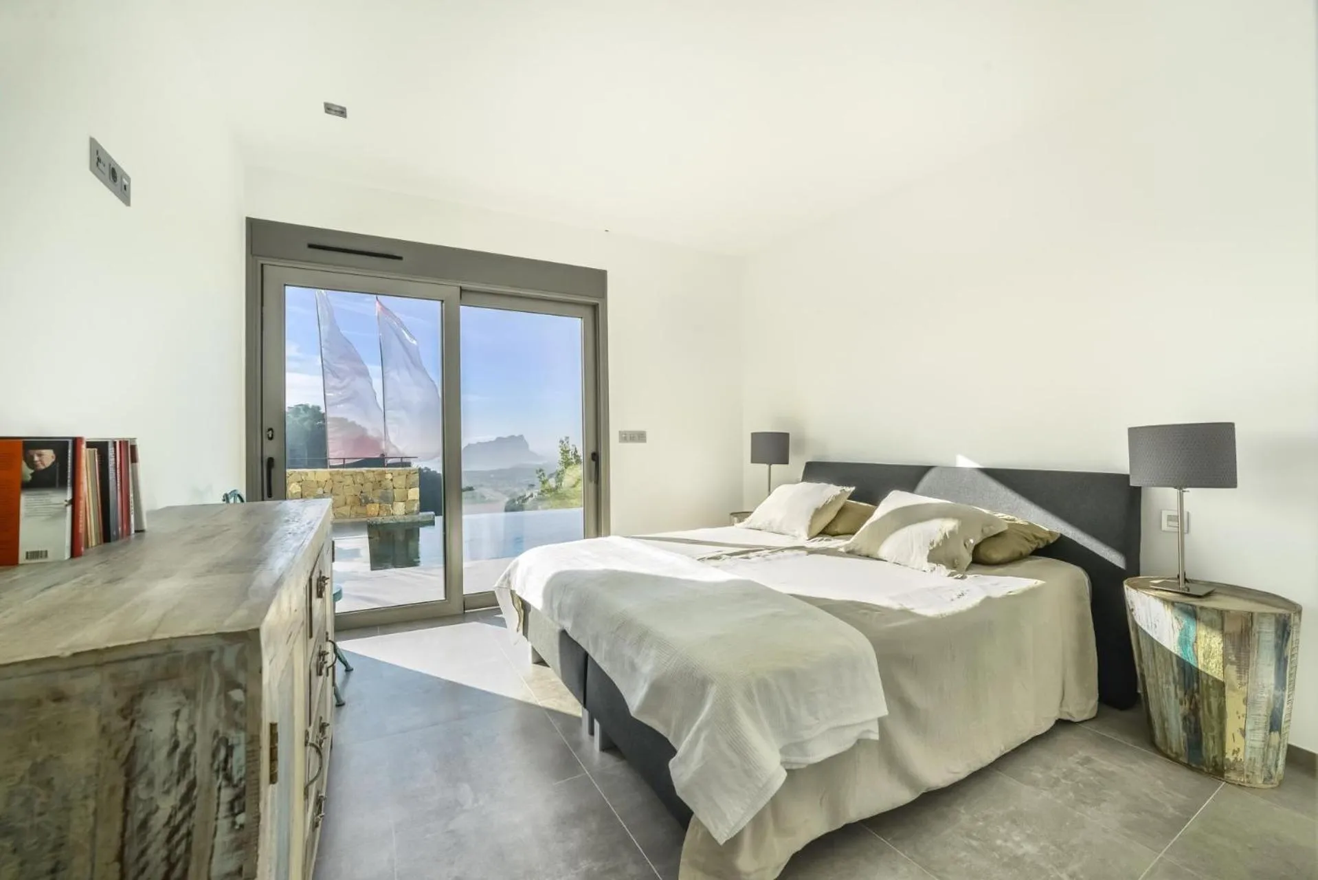 Bed in Graham Holiday Rentals - Moraira Breeze