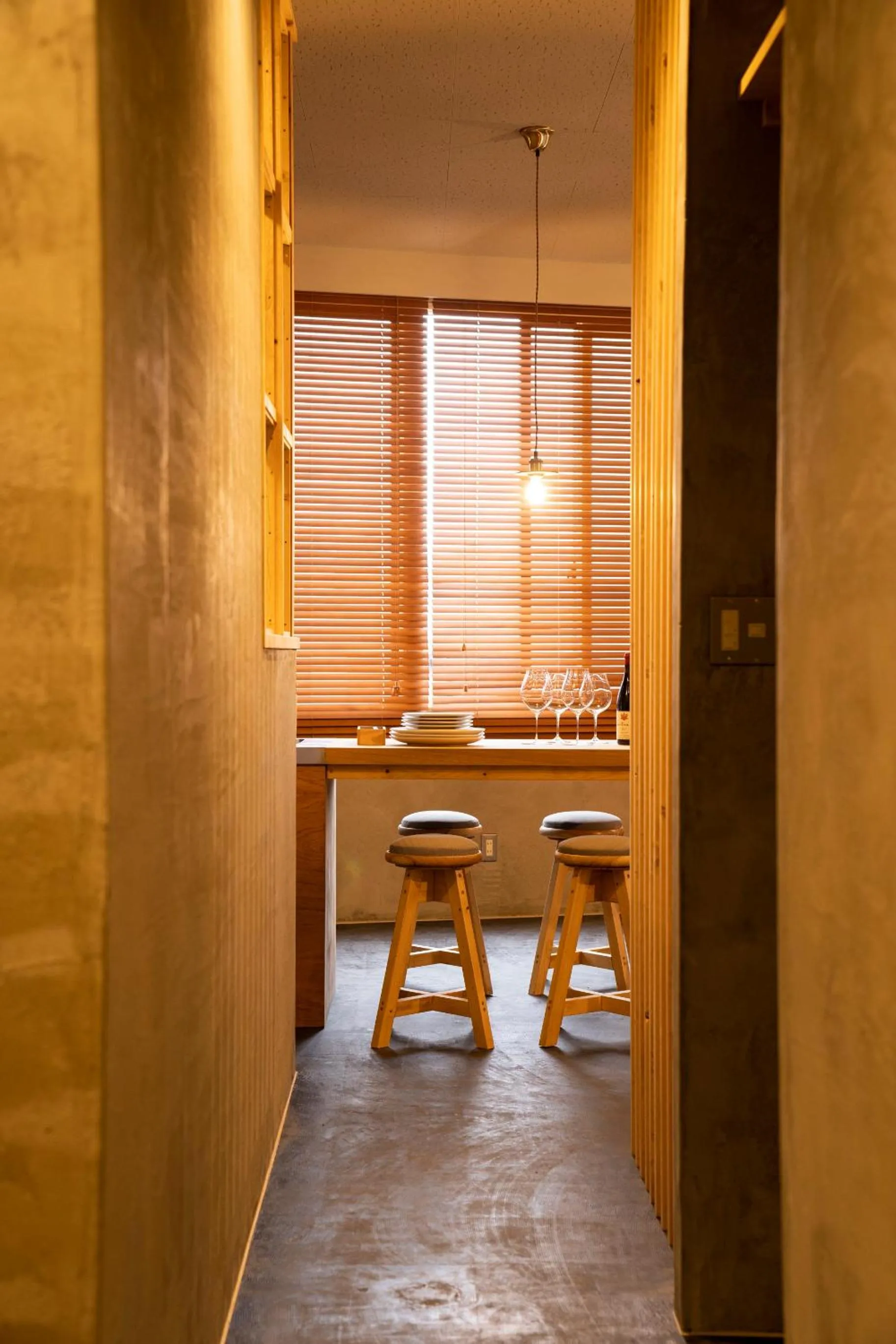 Photo of the whole room in Yoichi LOOP