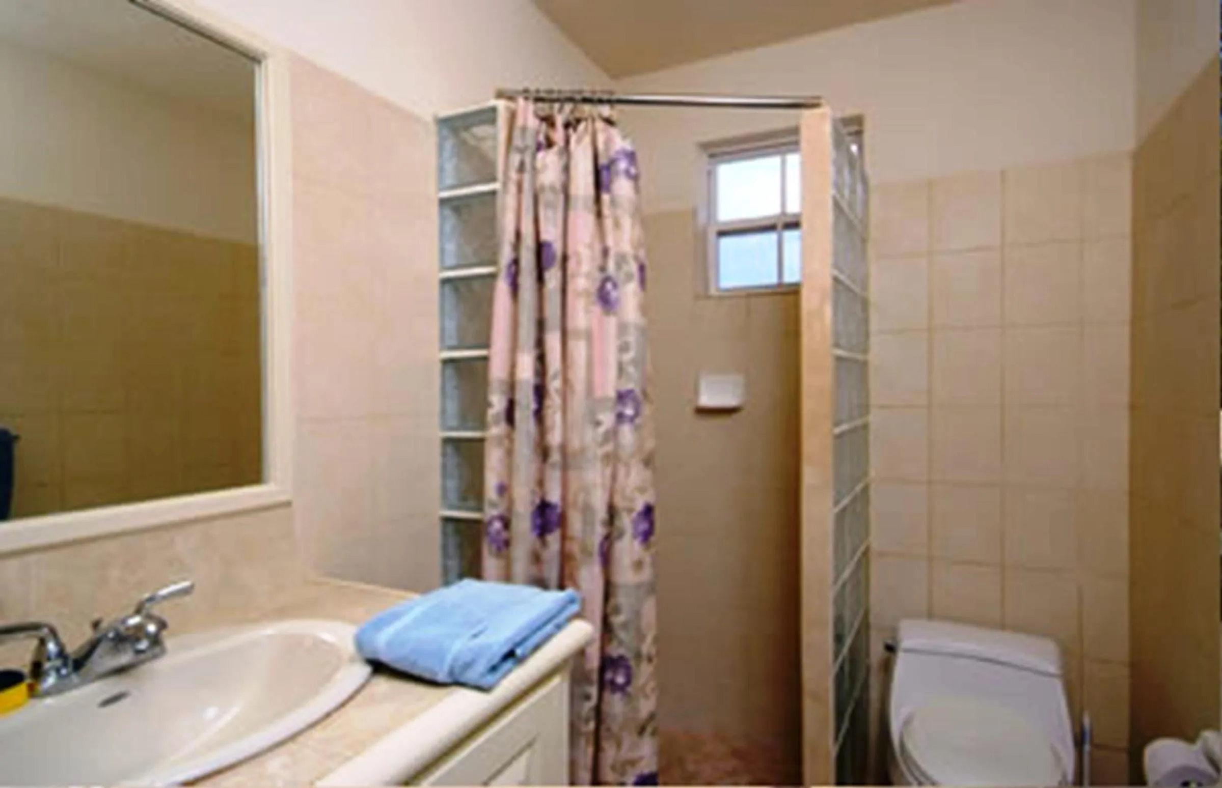 Bathroom in Best E Villas Providence Ch Ch