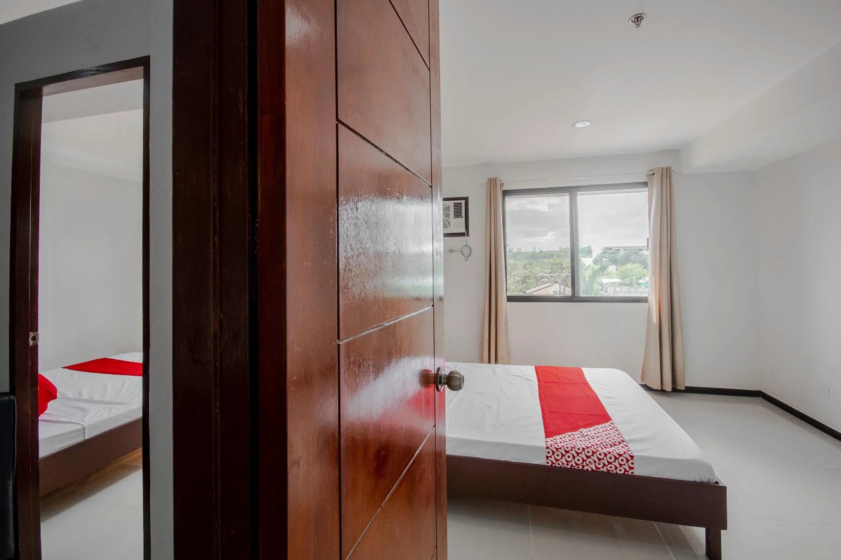 Bedroom, Bed in Cornerstone Manor Inn