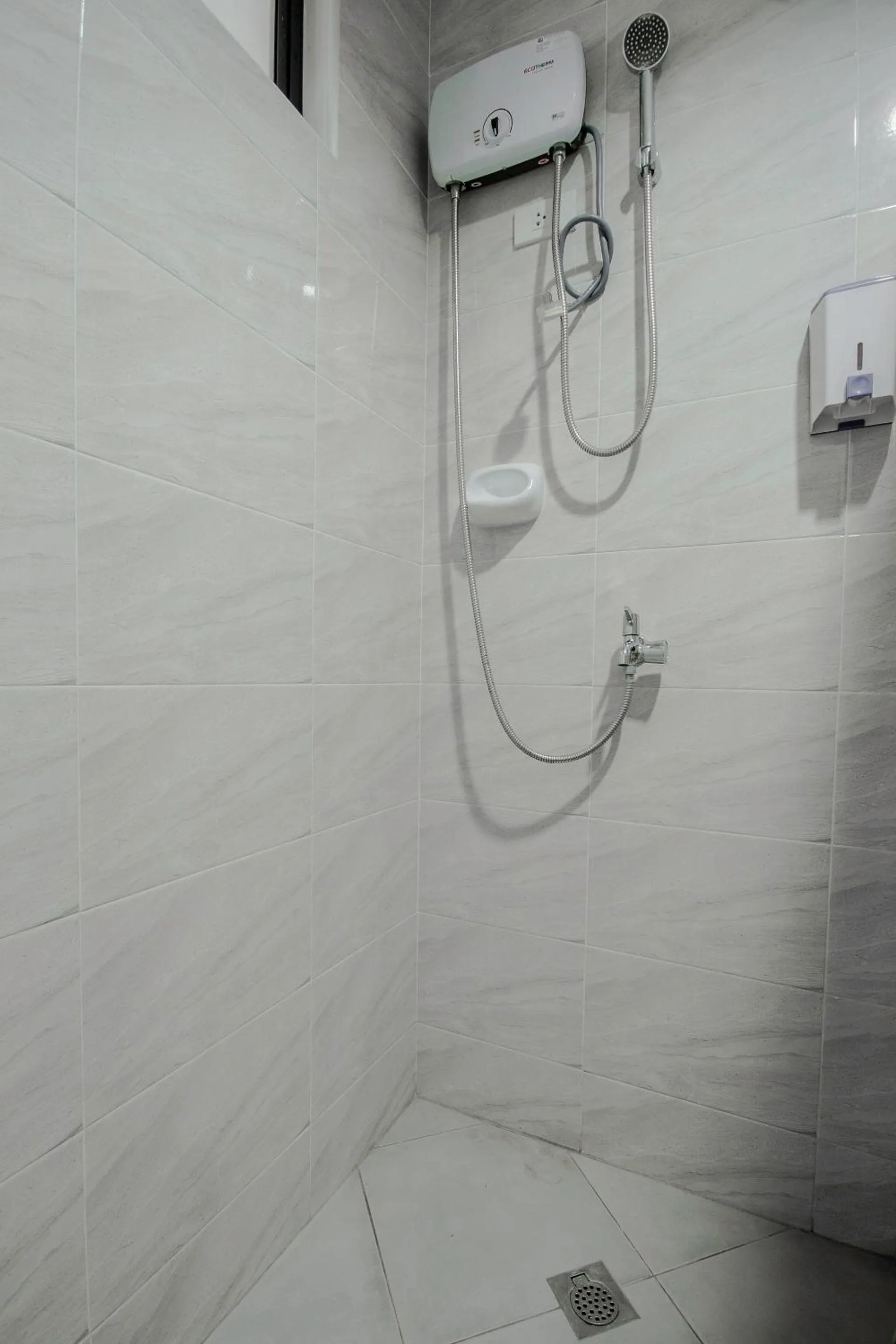 Bathroom in Cornerstone Manor Inn