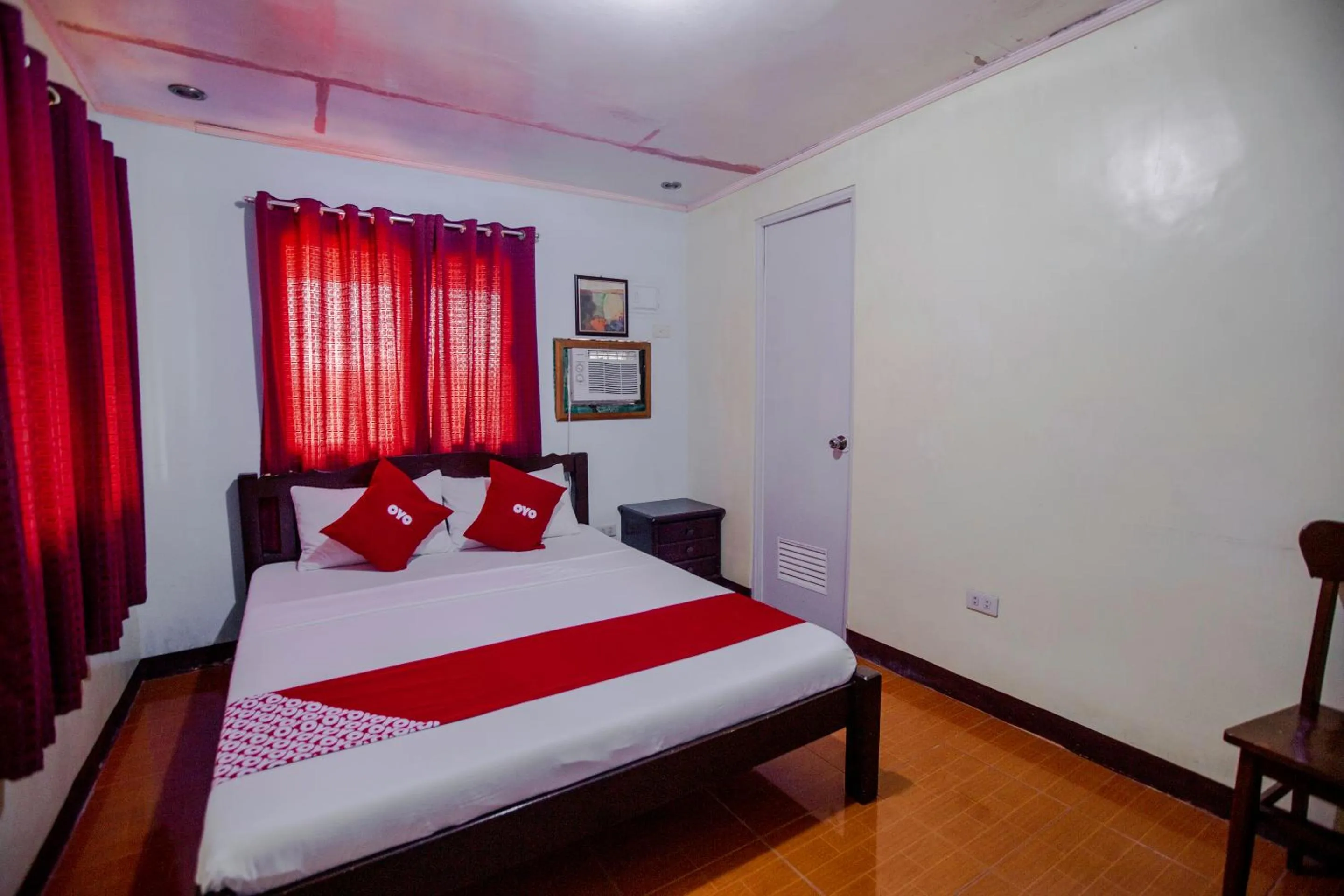 Deluxe Double Room in OYO 741 Sierra Travellers Inn